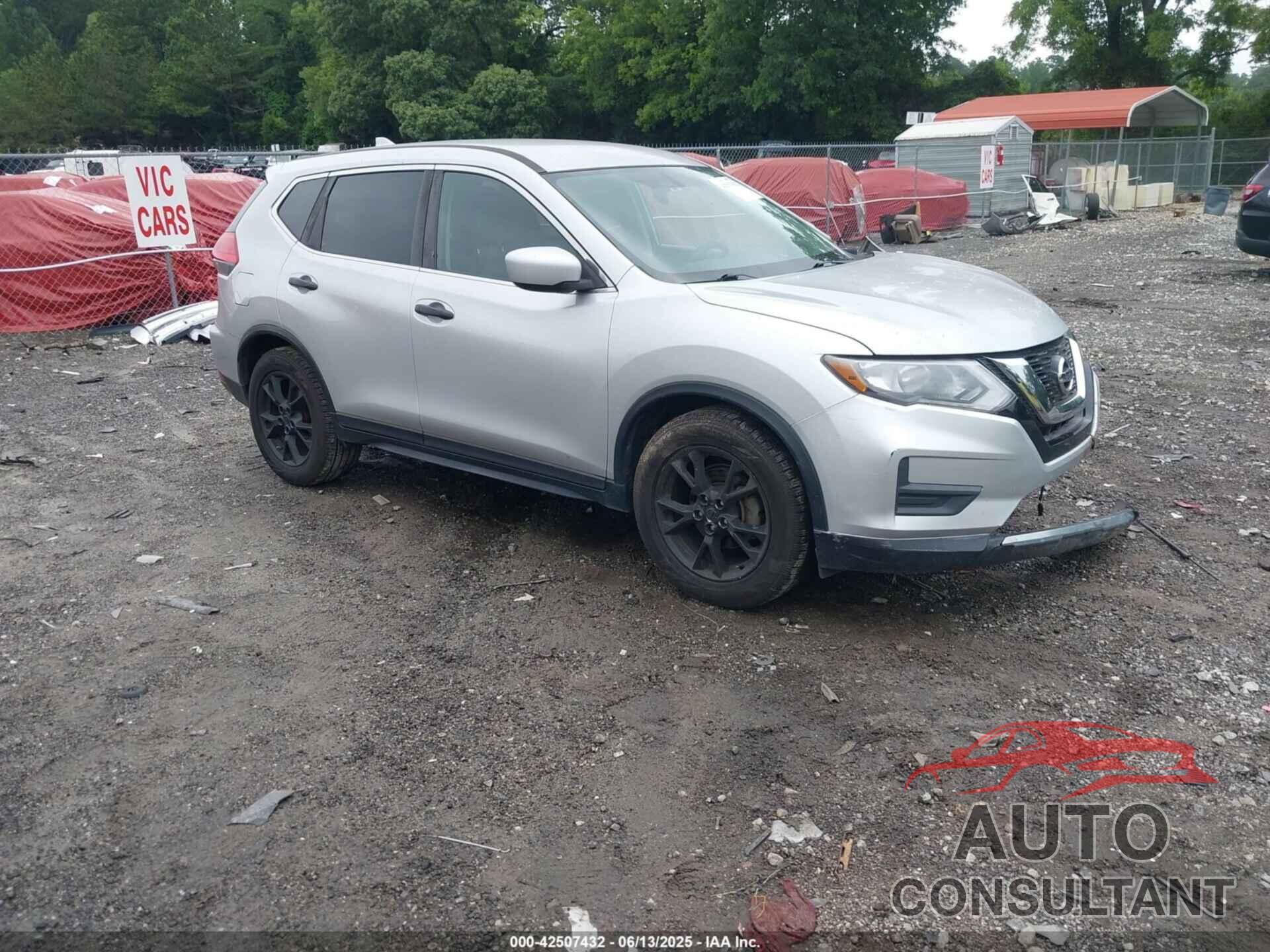 NISSAN ROGUE 2017 - KNMAT2MT7HP566140