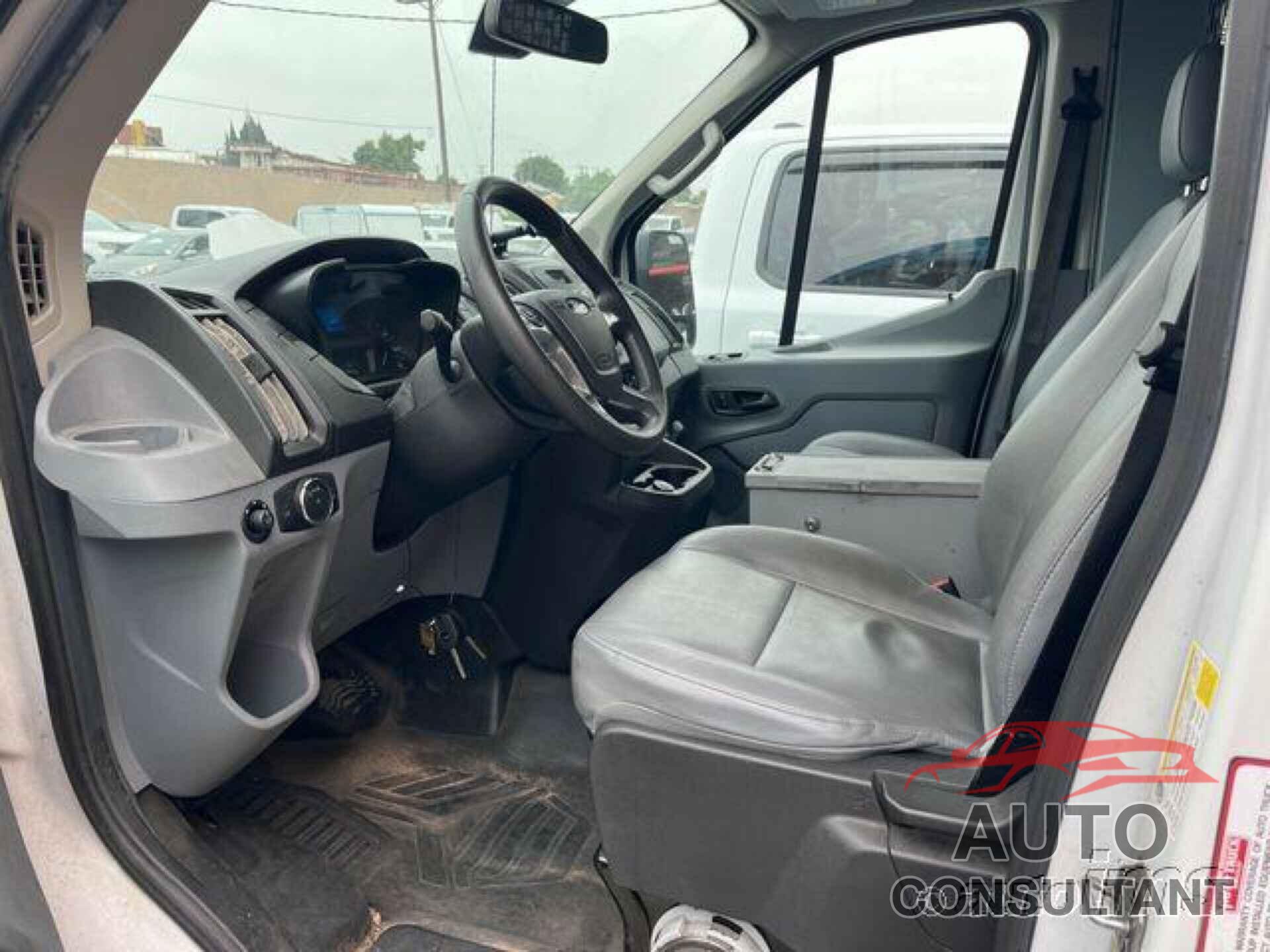 FORD TRANSIT 2018 - 1FTYE1CM0JKB42346