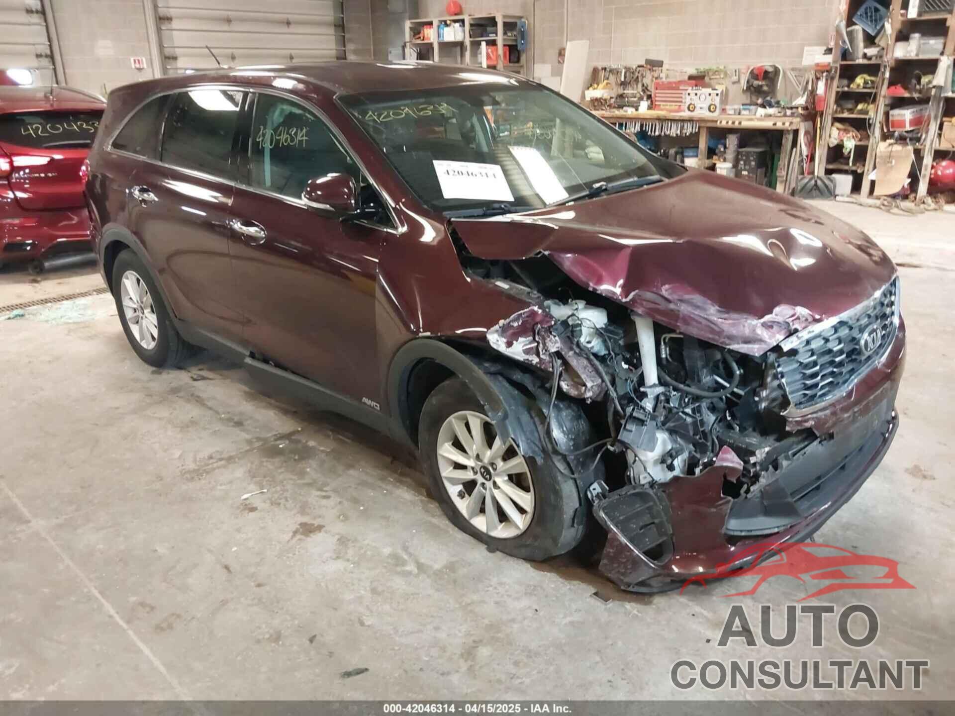 KIA SORENTO 2019 - 5XYPGDA52KG572020