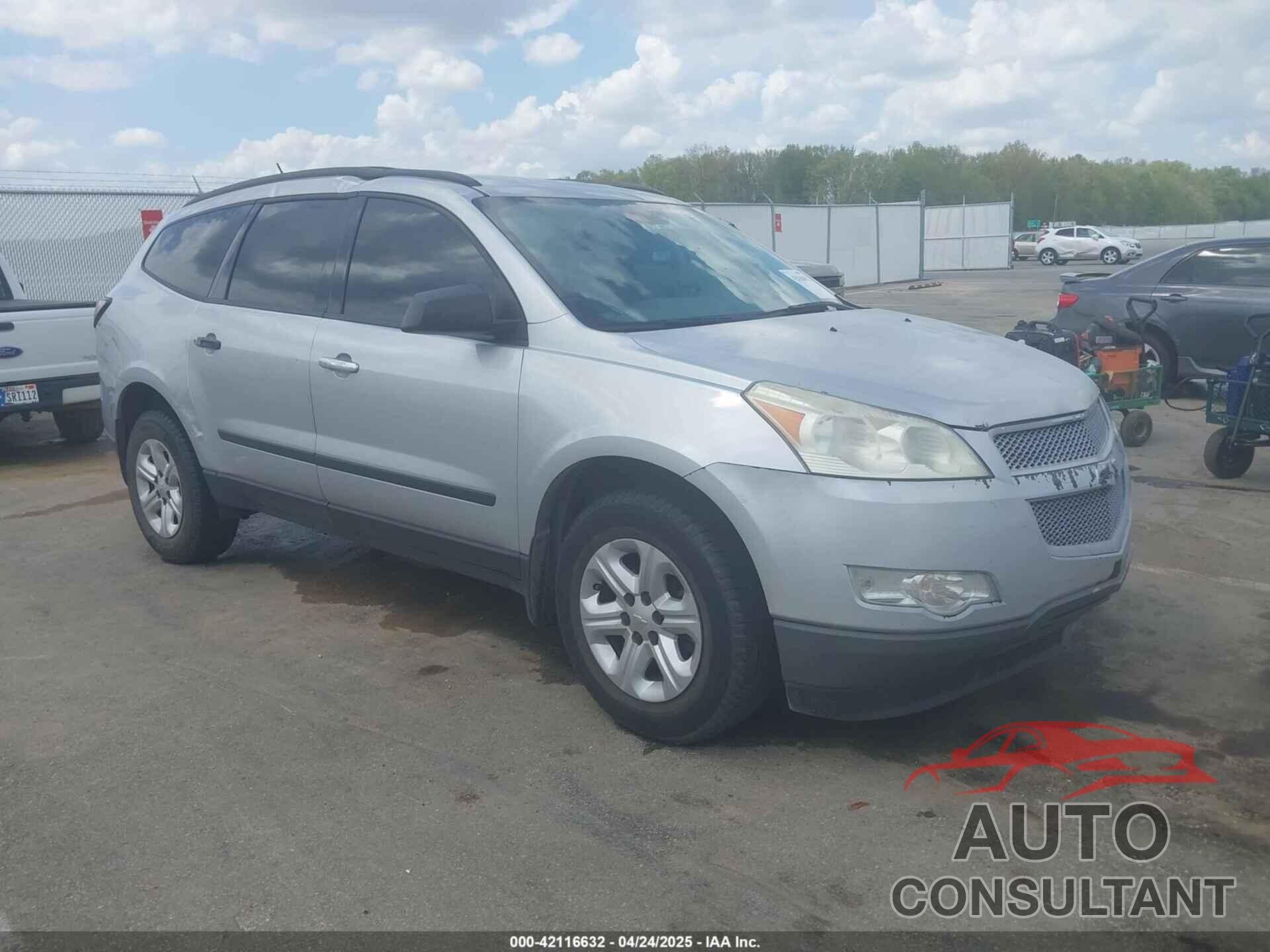 CHEVROLET TRAVERSE 2013 - 1GNKRFKD0DJ132197