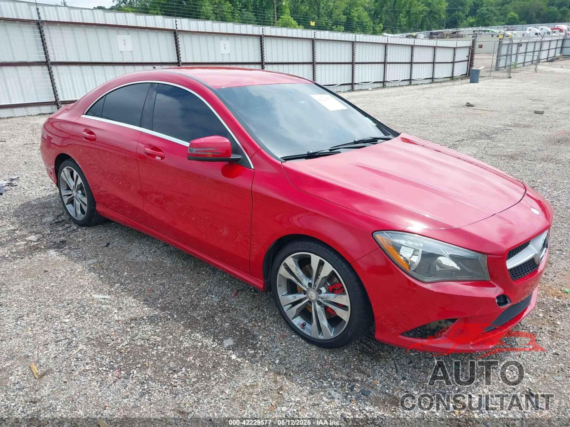 MERCEDES-BENZ CLA 250 2014 - WDDSJ4EB4EN028410