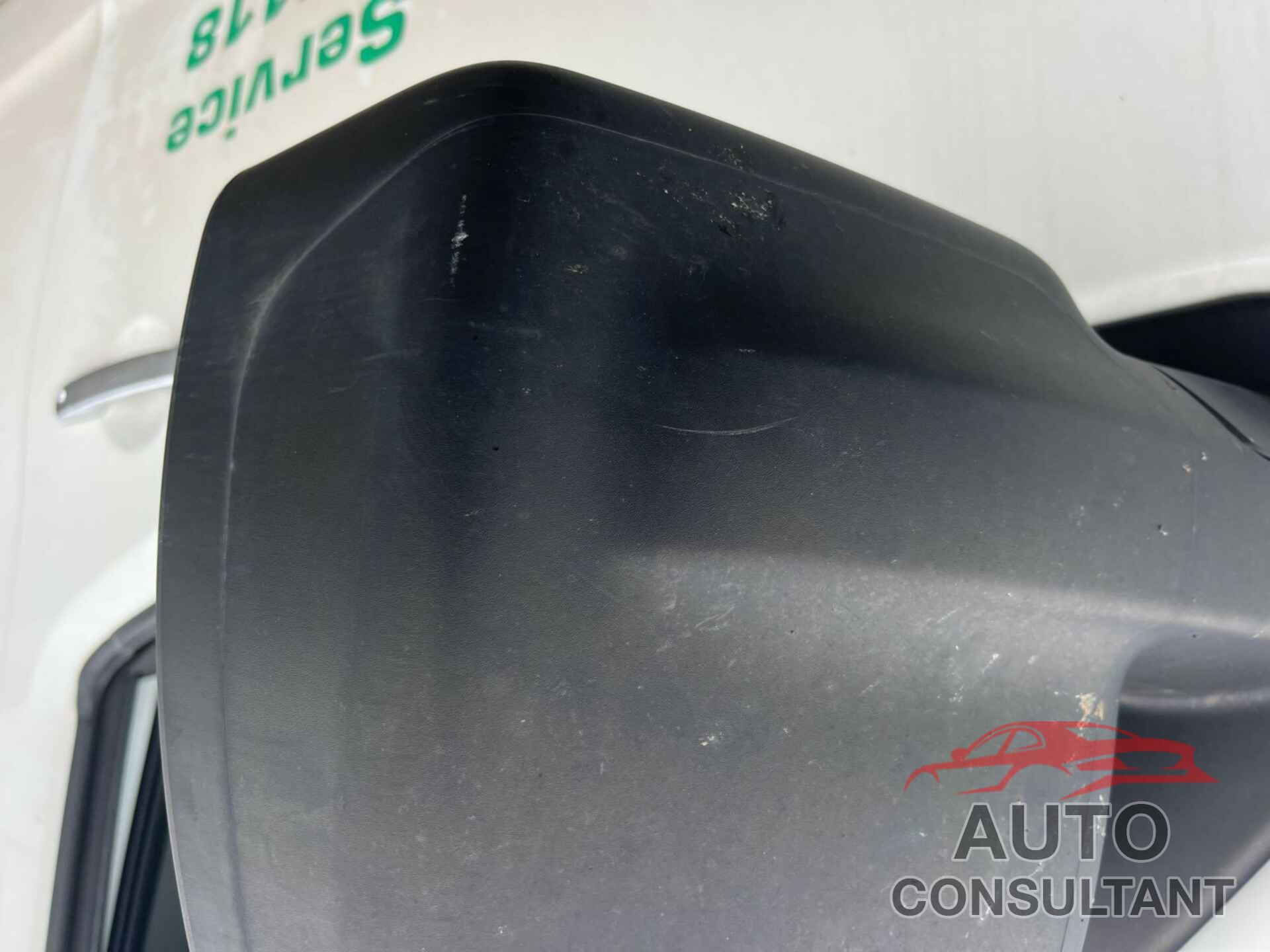 NISSAN NV 2018 - 1N6BF0KY7JN817090