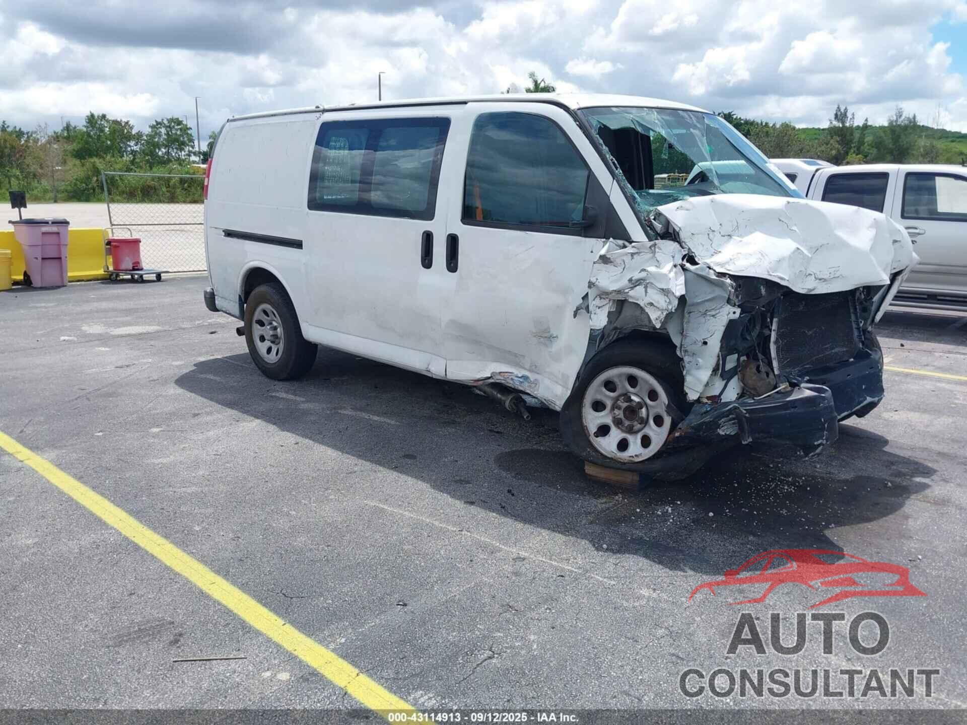 CHEVROLET EXPRESS 1500 2014 - 1GCSGAFX3E1157747