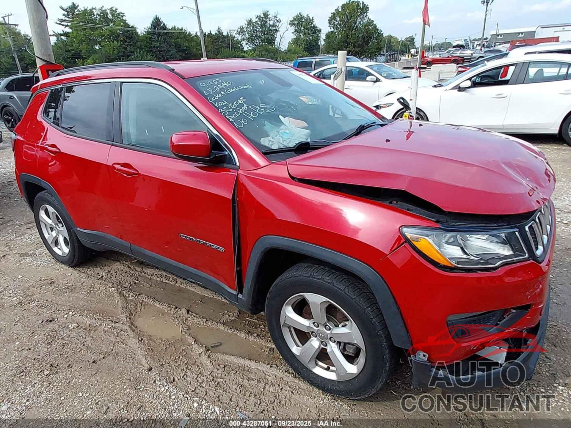 JEEP COMPASS 2018 - 3C4NJDBB4JT324145