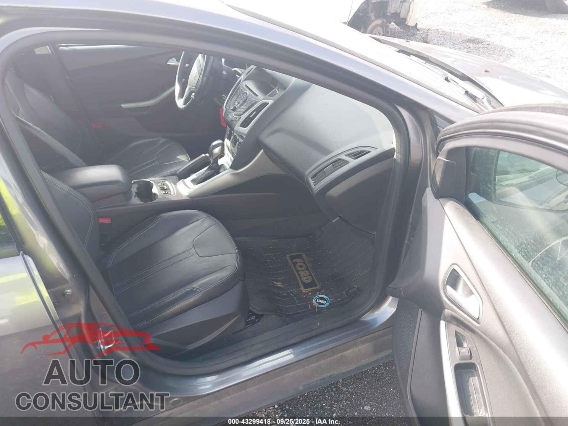 FORD FOCUS 2014 - 1FADP3F25EL274250