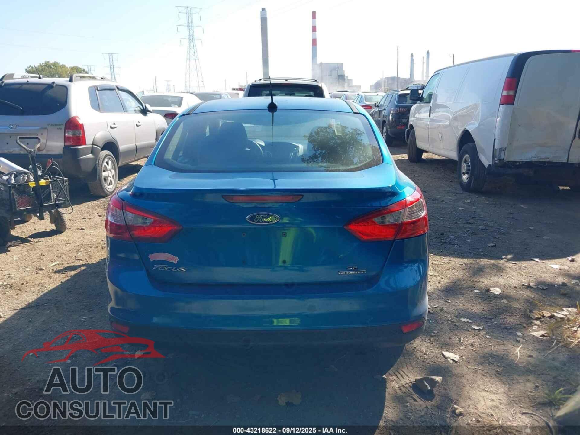FORD FOCUS 2014 - 1FADP3F2XEL165962