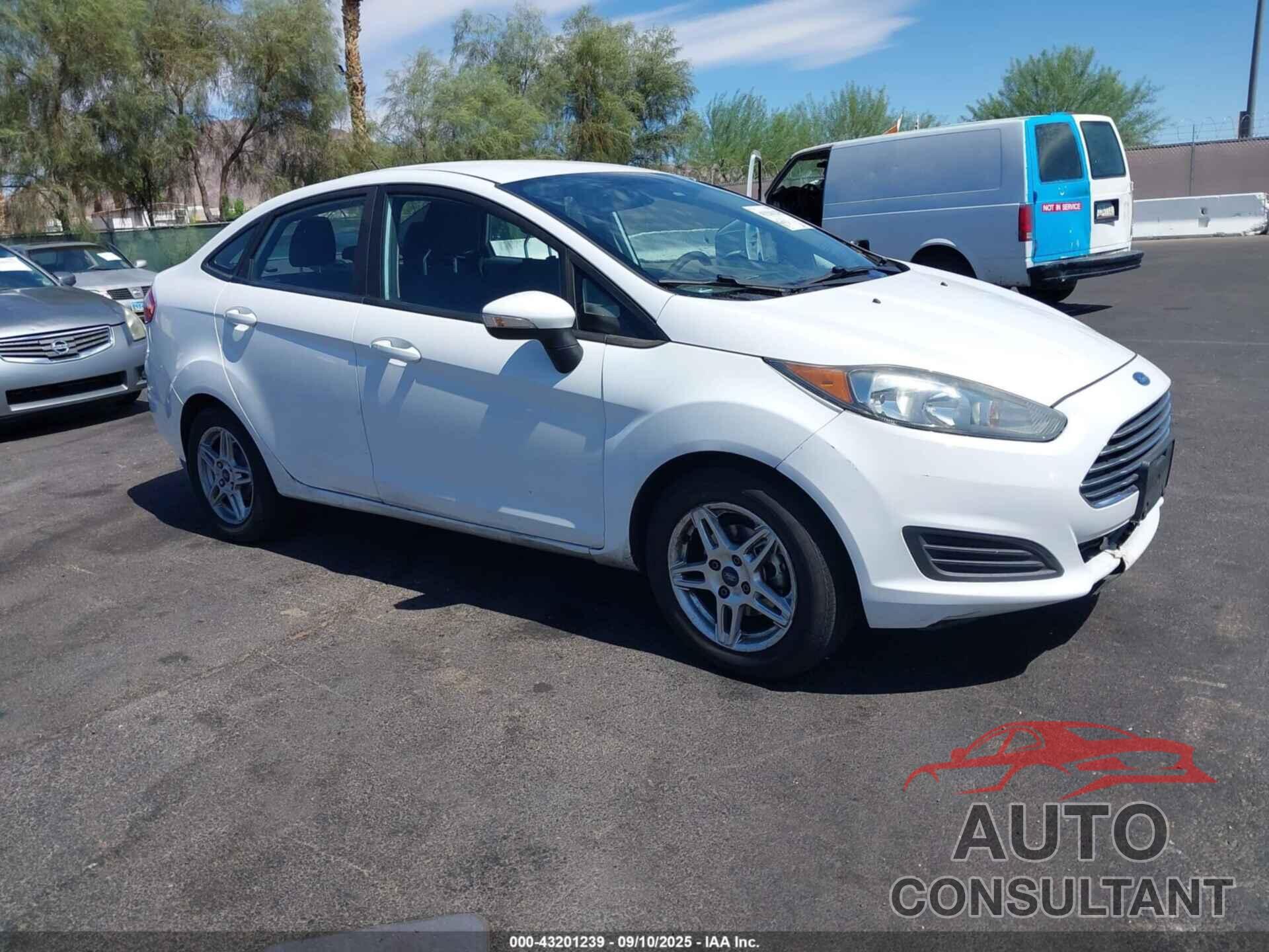 FORD FIESTA 2018 - 3FADP4BJ8JM123852