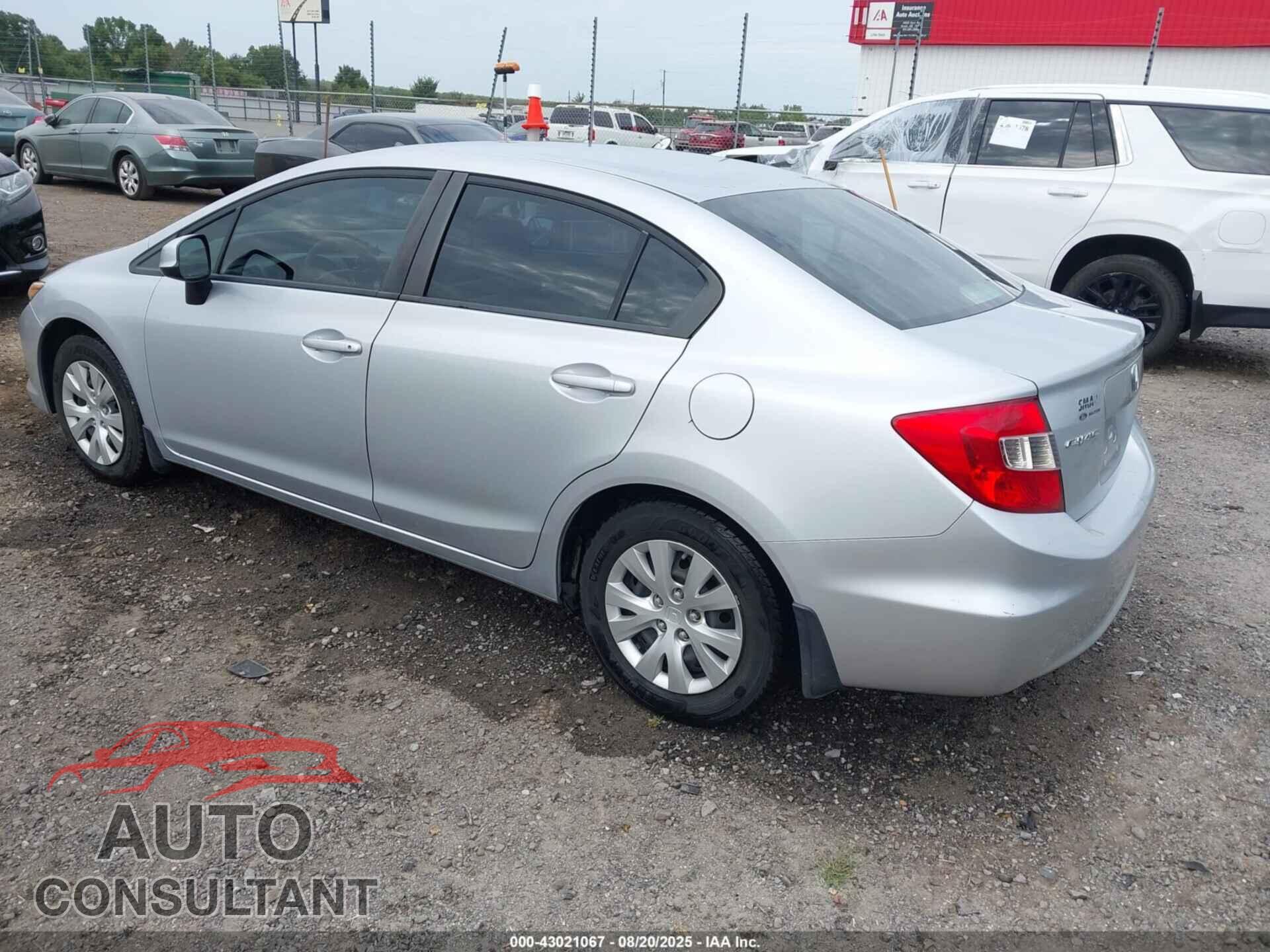 HONDA CIVIC 2012 - 2HGFB2F55CH588109