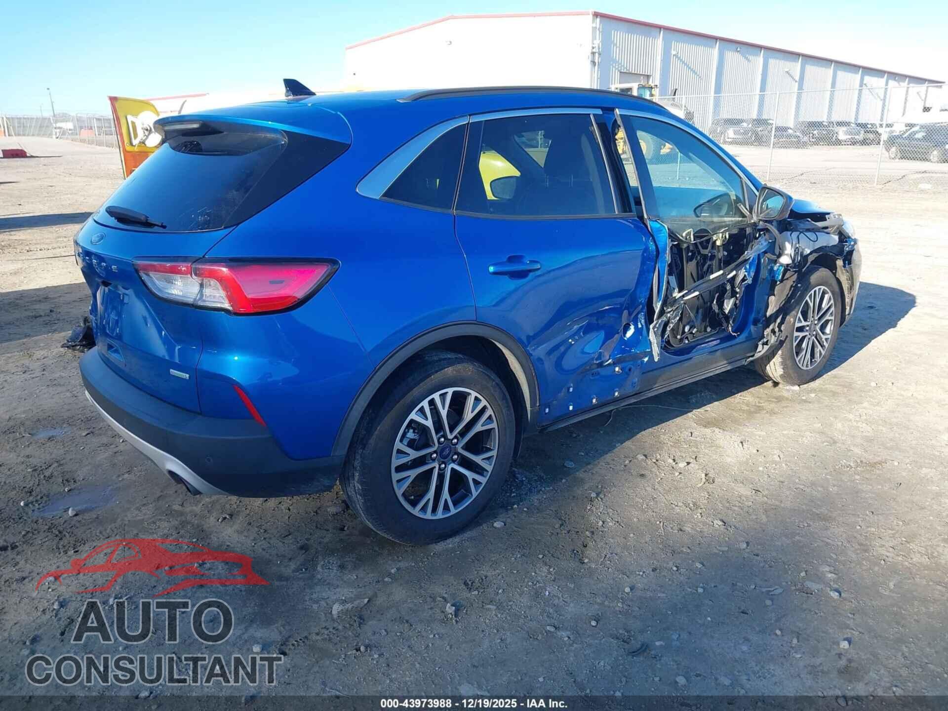 FORD ESCAPE 2020 - 1FMCU0H60LUA37116
