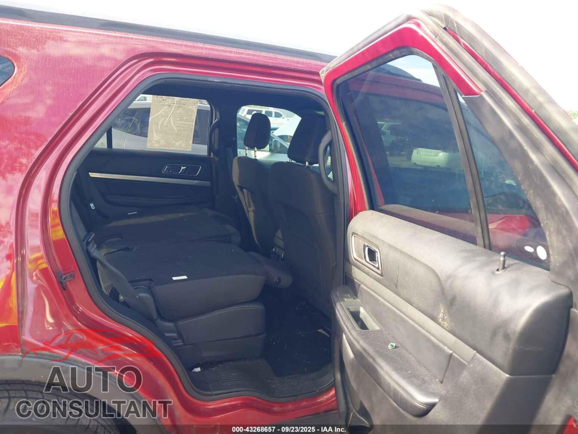FORD EXPLORER 2018 - 1FM5K7D85JGB85143