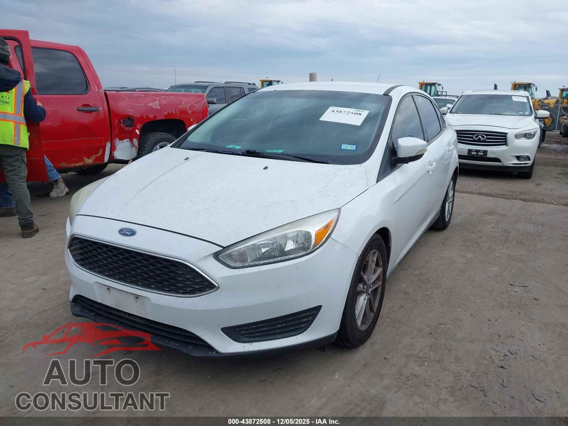 FORD FOCUS 2017 - 1FADP3F25HL249756