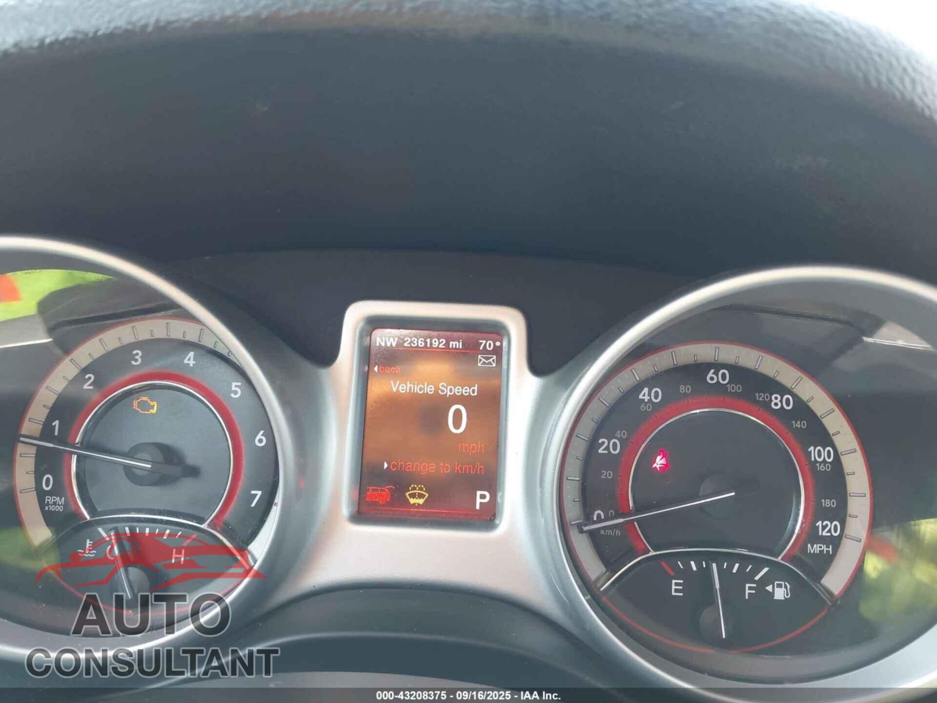 DODGE JOURNEY 2017 - 3C4PDCBB9HT612327