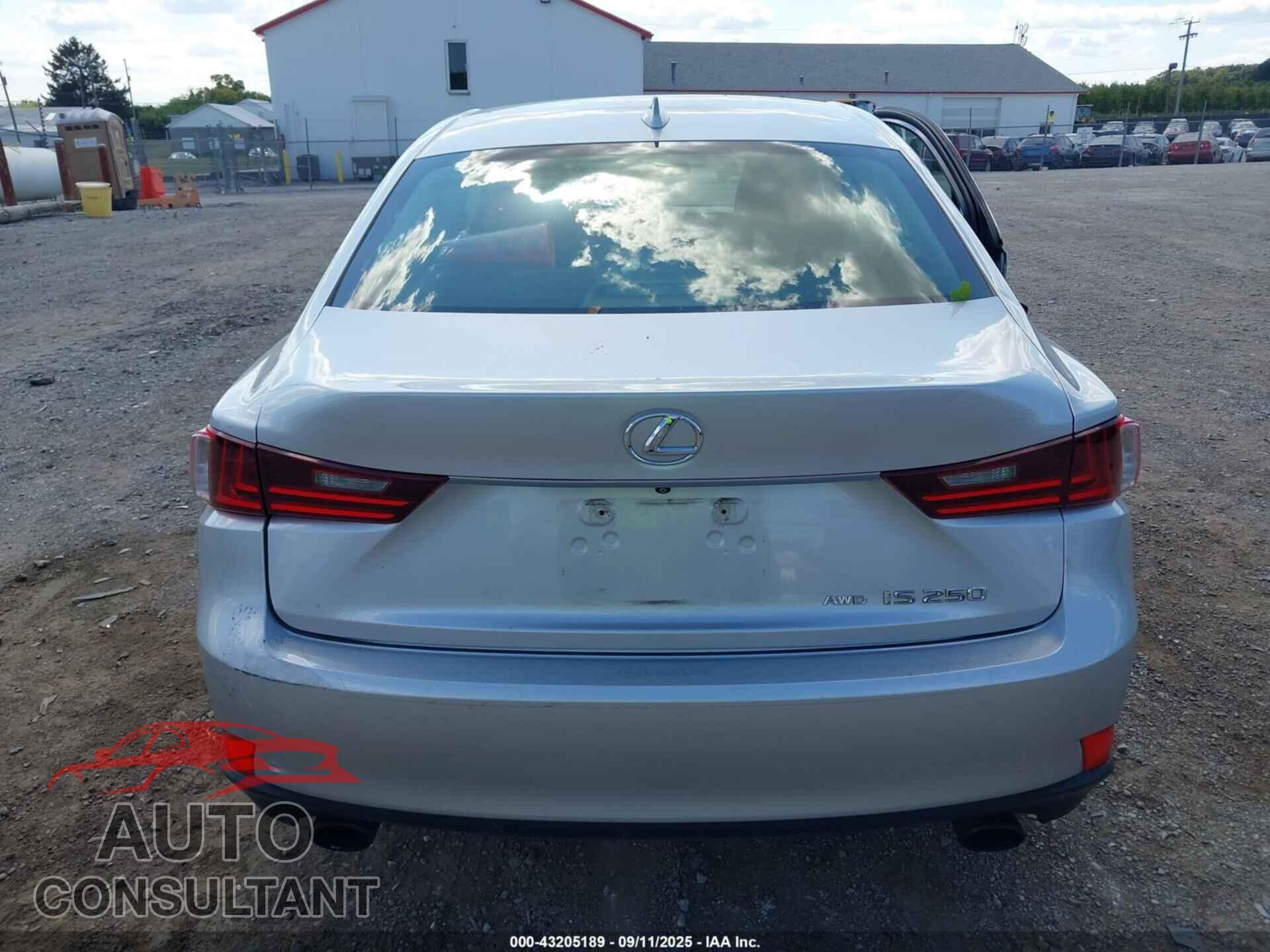 LEXUS IS 250 2015 - JTHCF1D28F5018575