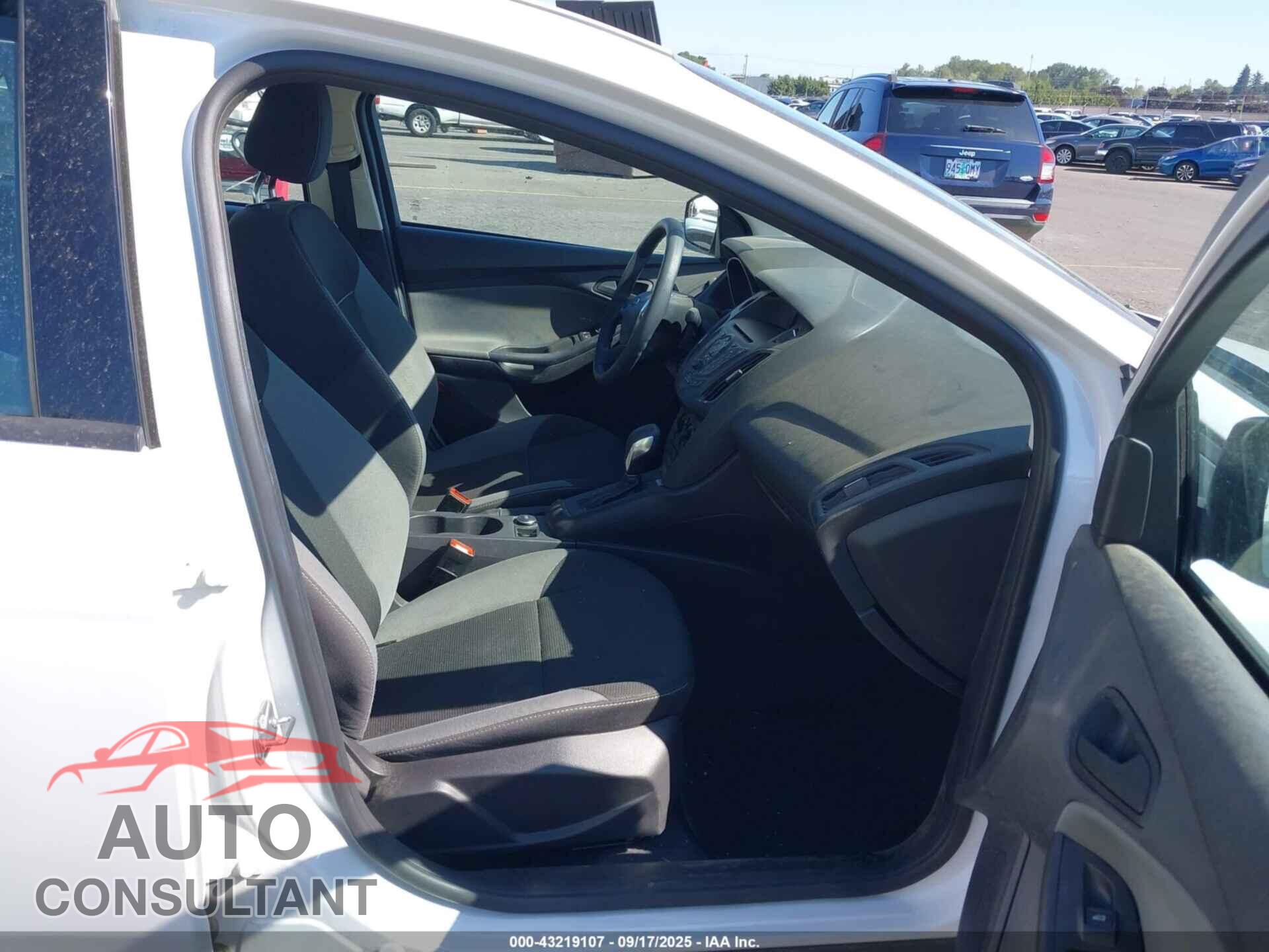 FORD FOCUS 2014 - 1FADP3E26EL382992