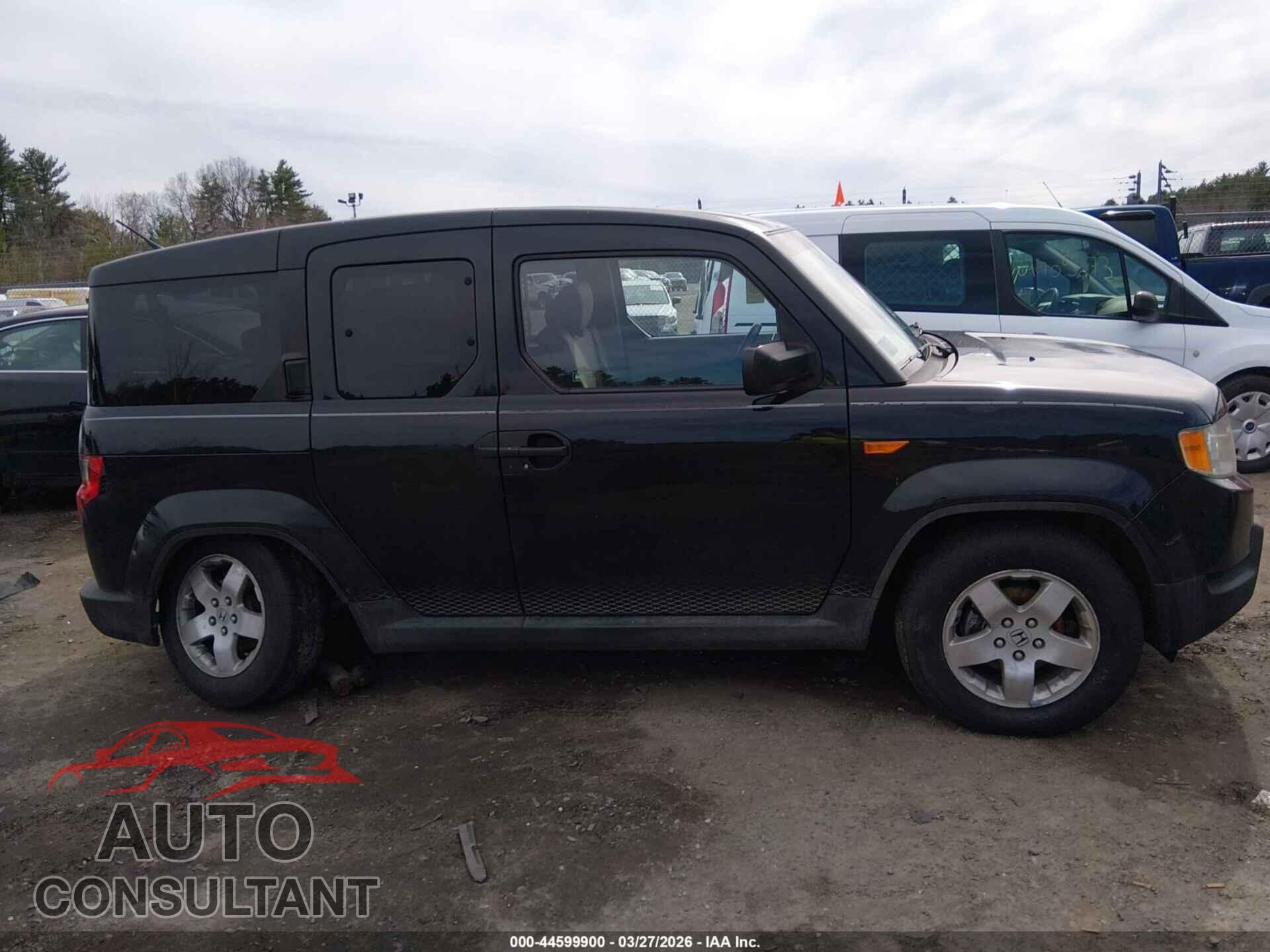 HONDA ELEMENT 2011 - 5J6YH2H33BL003802