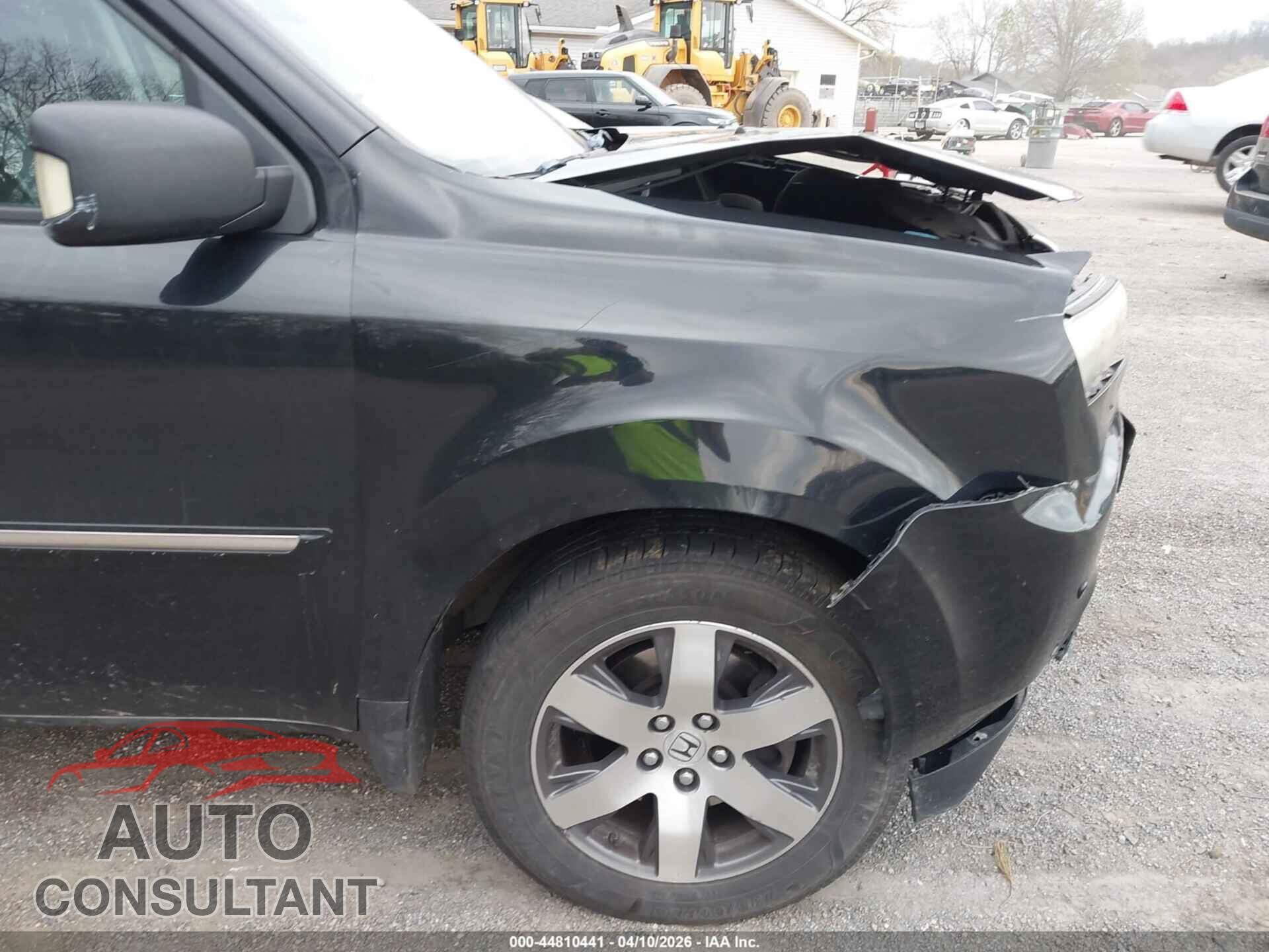 HONDA PILOT 2013 - 5FNYF4H98DB019141
