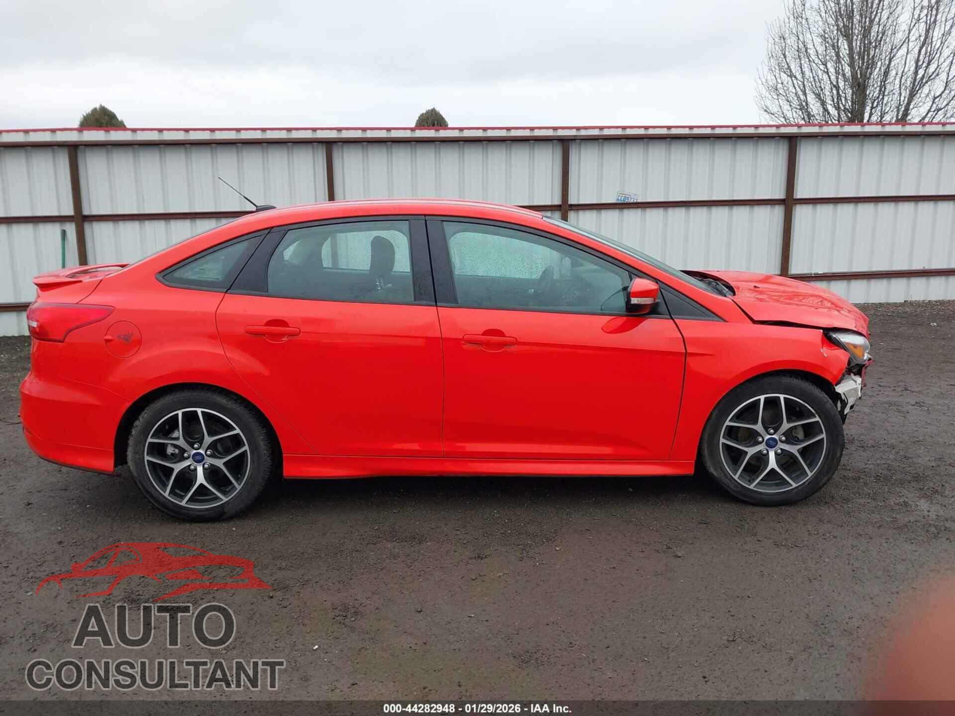 FORD FOCUS 2016 - 1FADP3F26GL263261