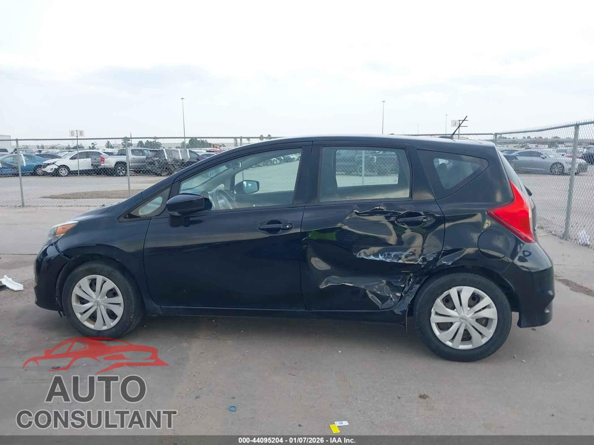 NISSAN VERSA NOTE 2017 - 3N1CE2CP4HL352924