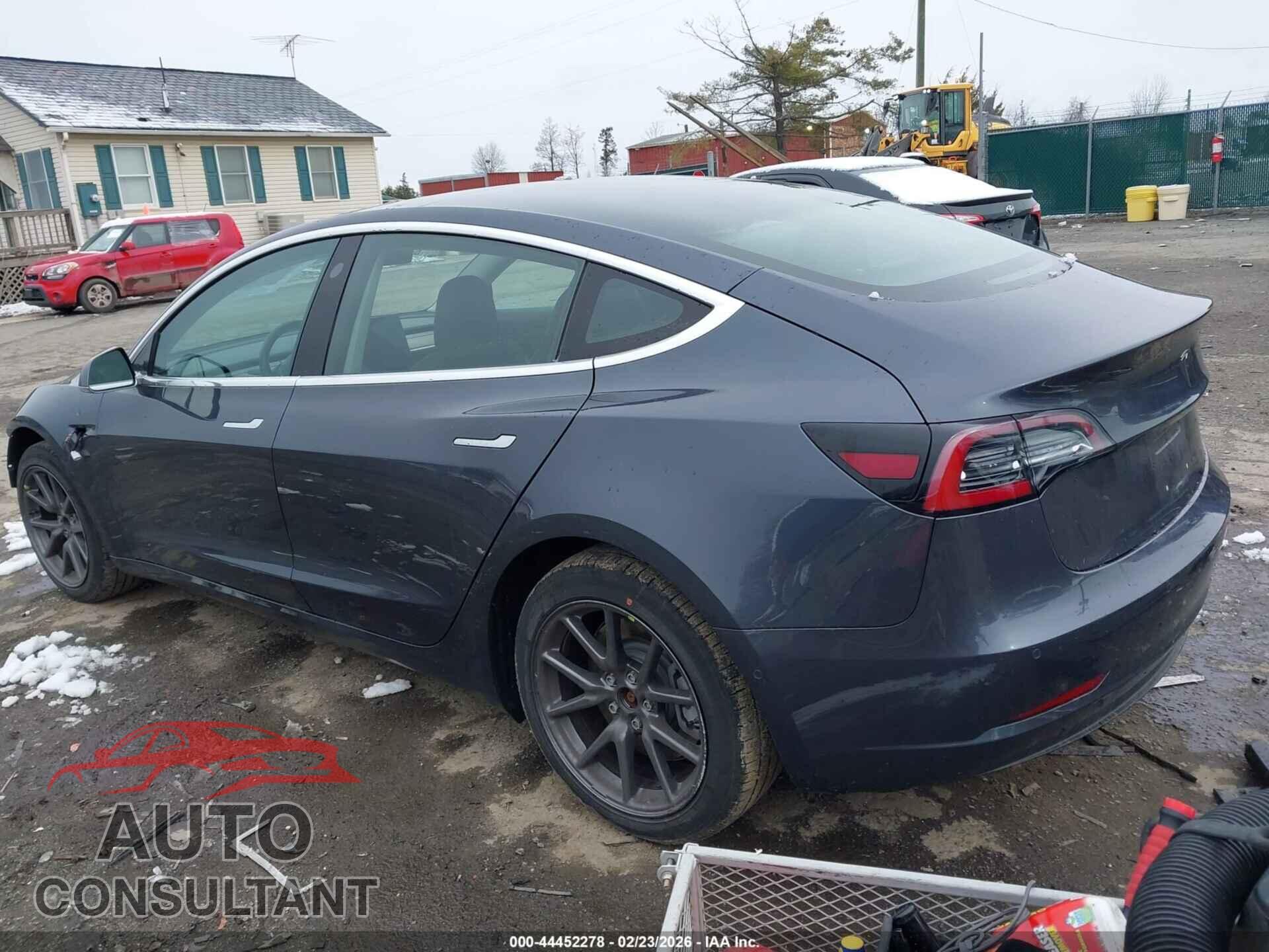 TESLA MODEL 3 2018 - 5YJ3E1EA9JF153405