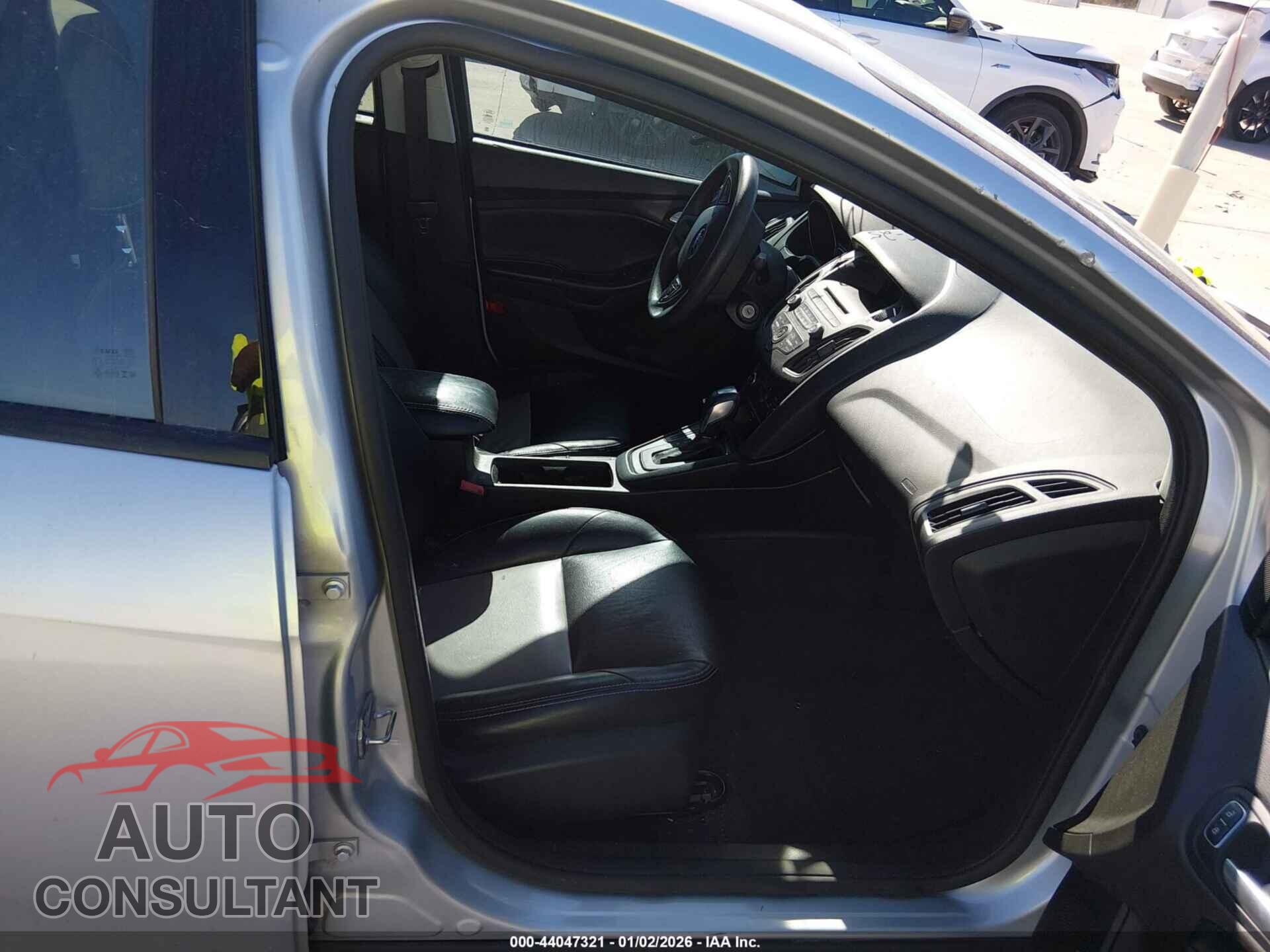 FORD FOCUS 2016 - 1FADP3F25GL360077