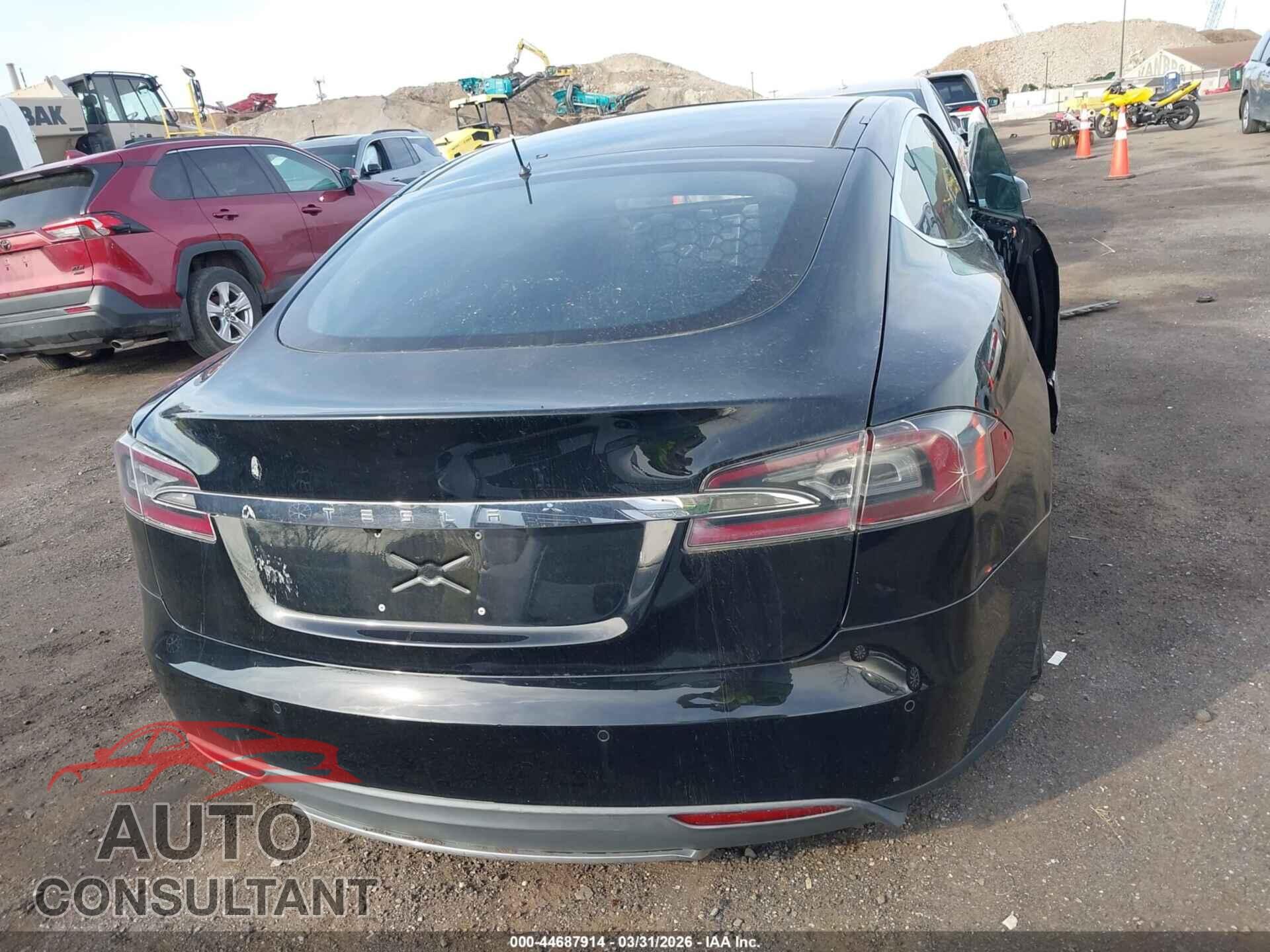 TESLA MODEL S 2014 - 5YJSA1H23EFP64497