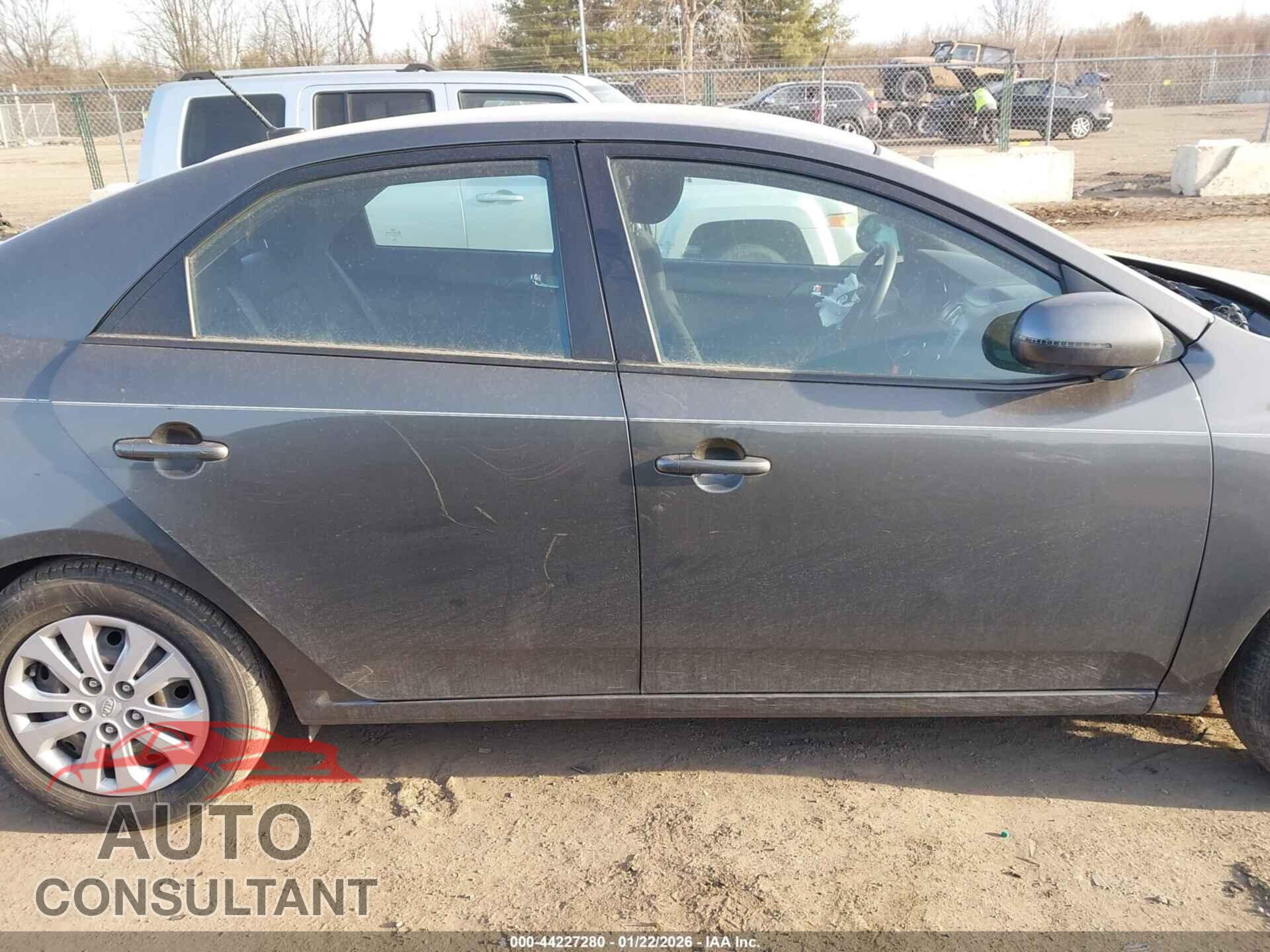 KIA FORTE 2013 - KNAFU4A20D5687931