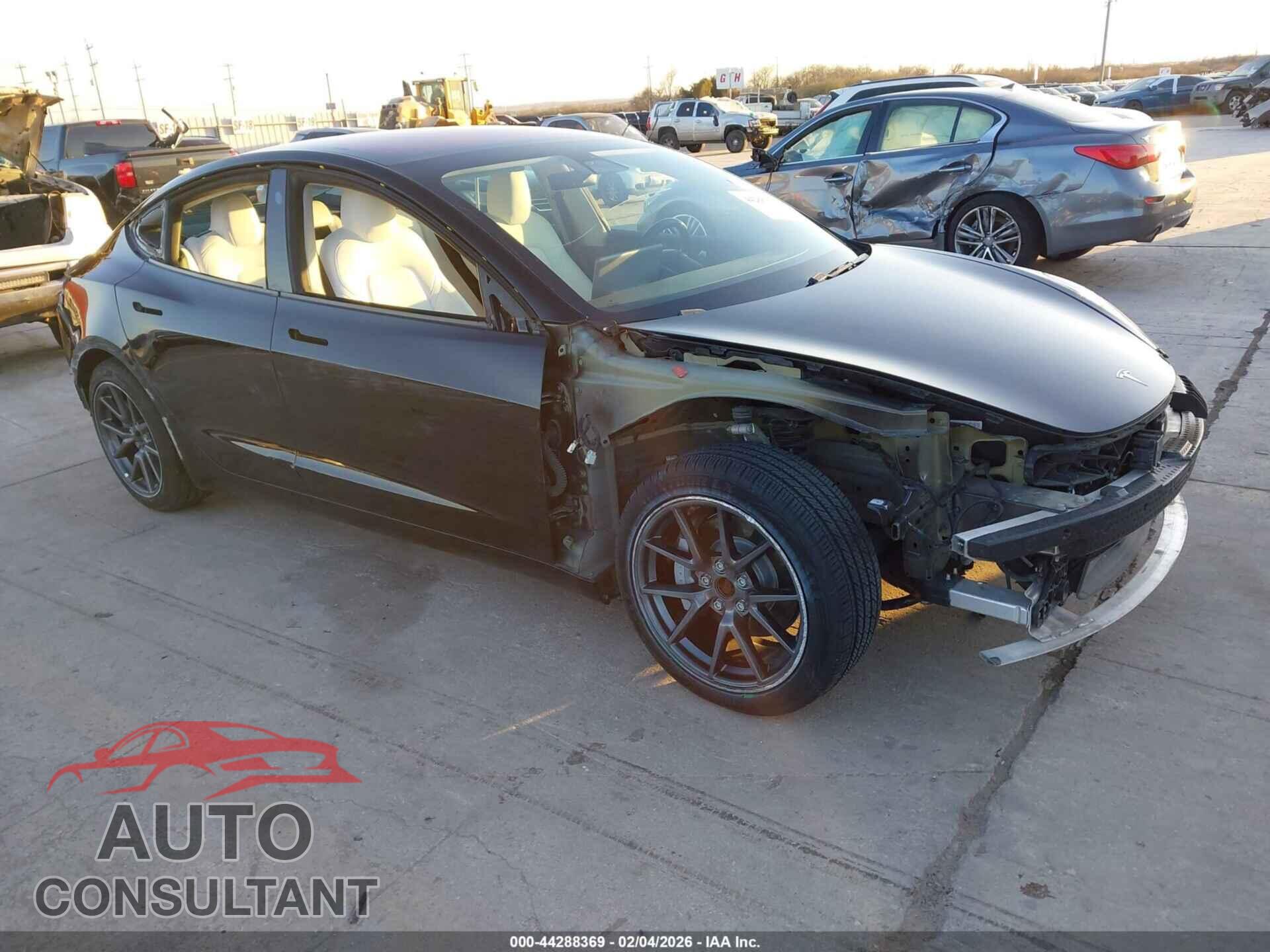 TESLA MODEL 3 2019 - 5YJ3E1EB5KF192406