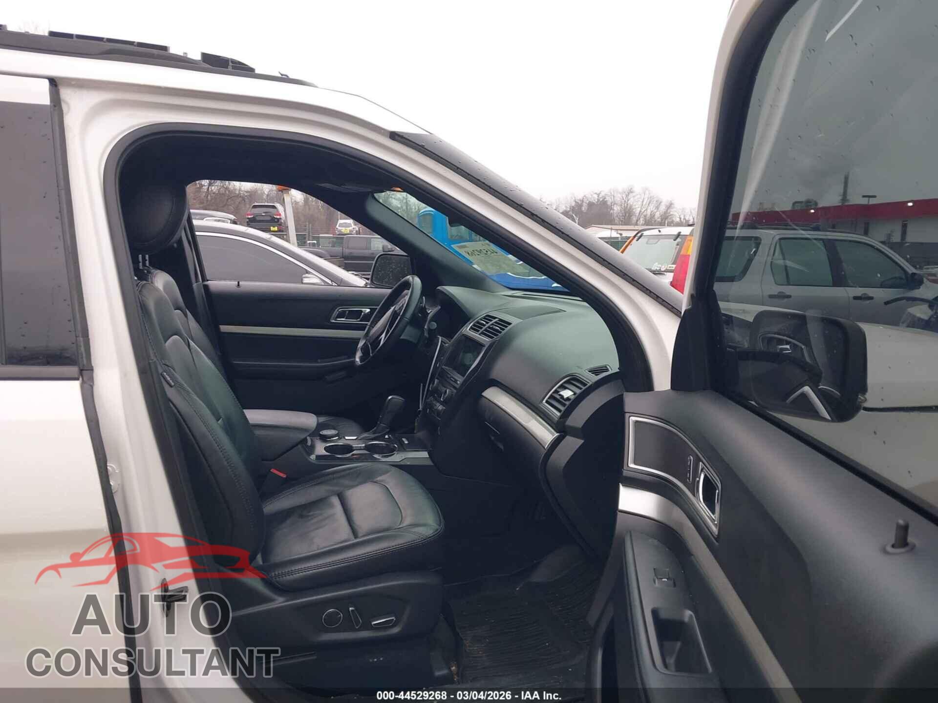 FORD EXPLORER 2017 - 1FM5K8D86HGD51539