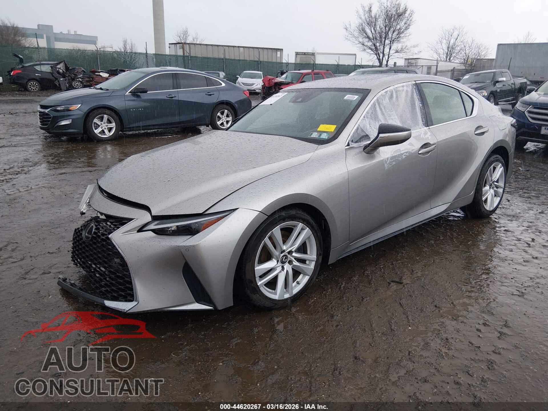 LEXUS IS 300 2021 - JTHC81F22M5045565