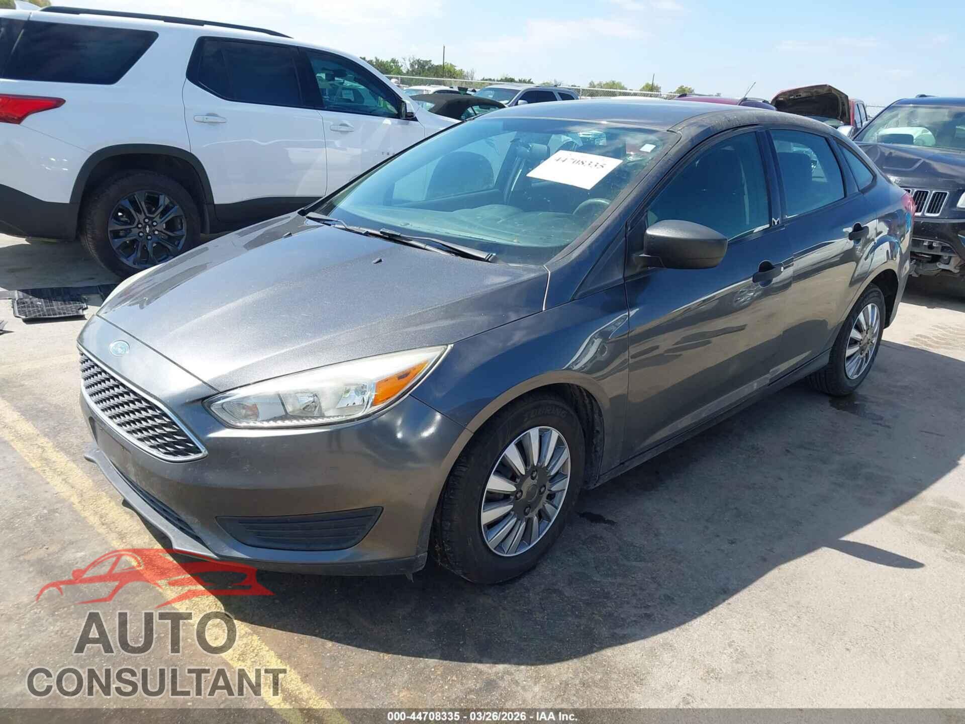 FORD FOCUS 2018 - 1FADP3E20JL240499