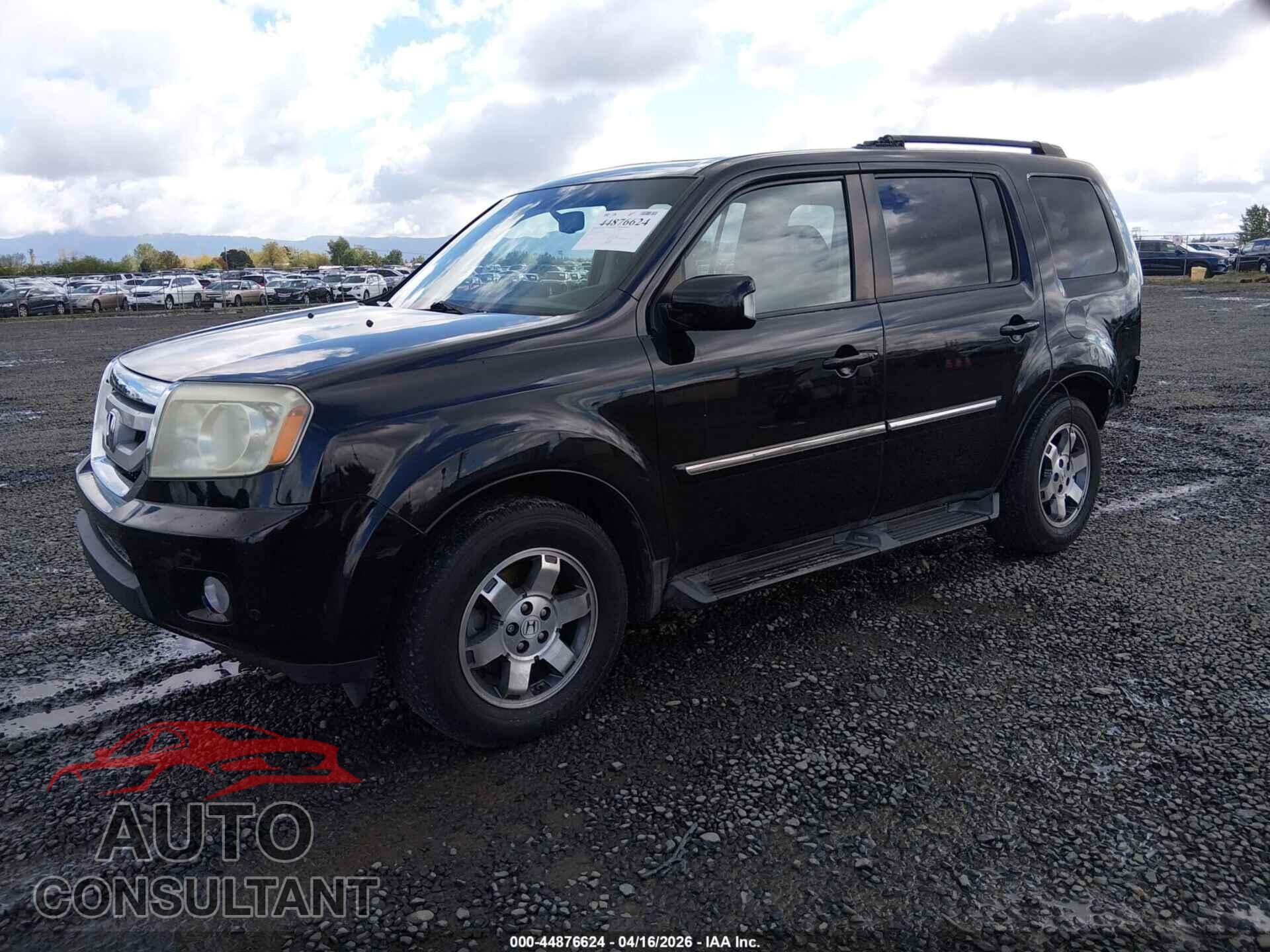 HONDA PILOT 2011 - 5FNYF4H90BB061185