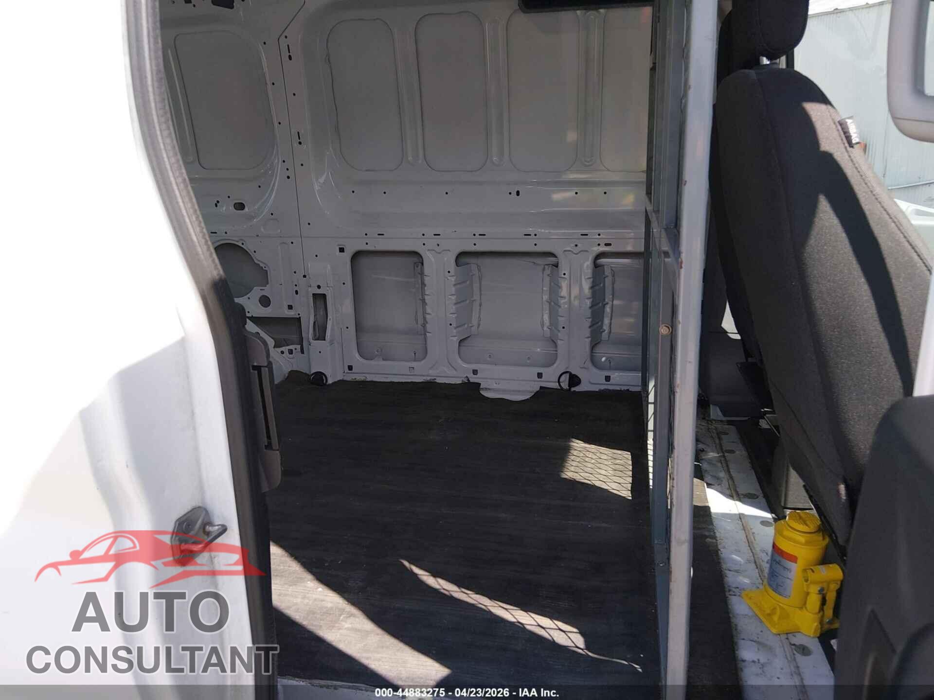 FORD TRANSIT-150 2017 - 1FTYE1ZM4HKB18973