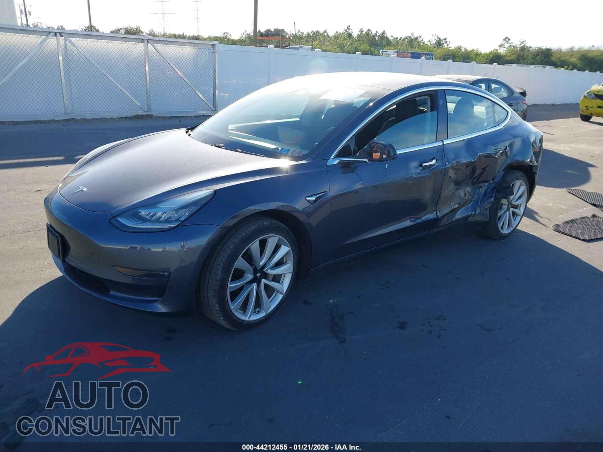 TESLA MODEL 3 2018 - 5YJ3E1EB6JF132620