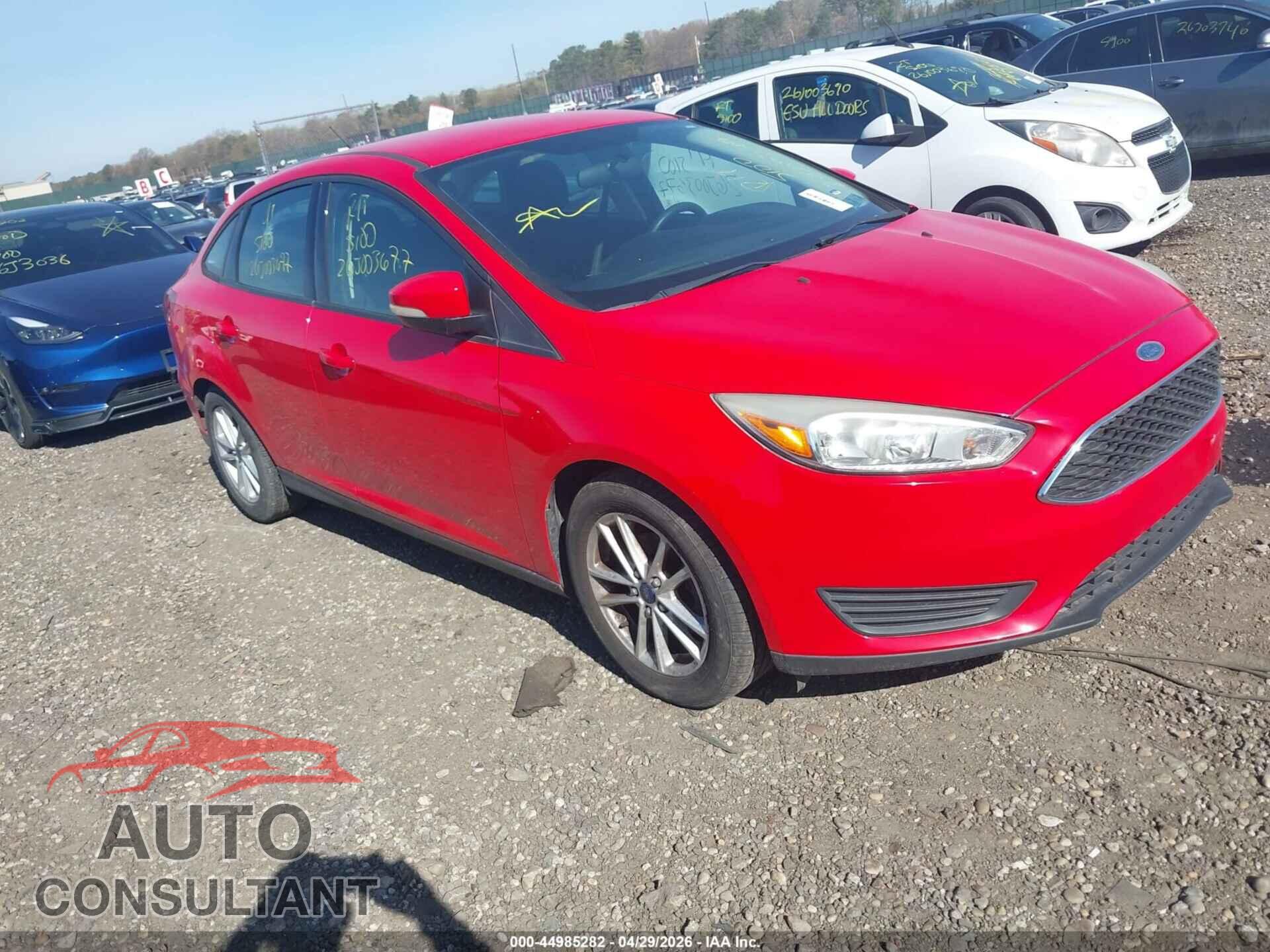 FORD FOCUS 2015 - 1FADP3F21FL203144