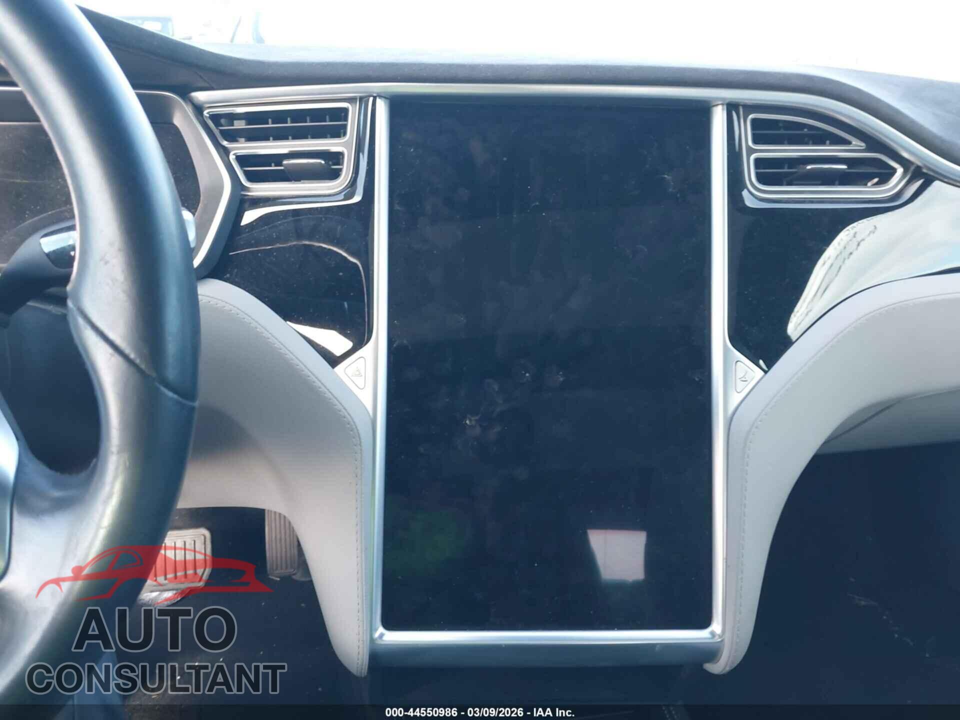TESLA MODEL S 2015 - 5YJSA1S24FF086014