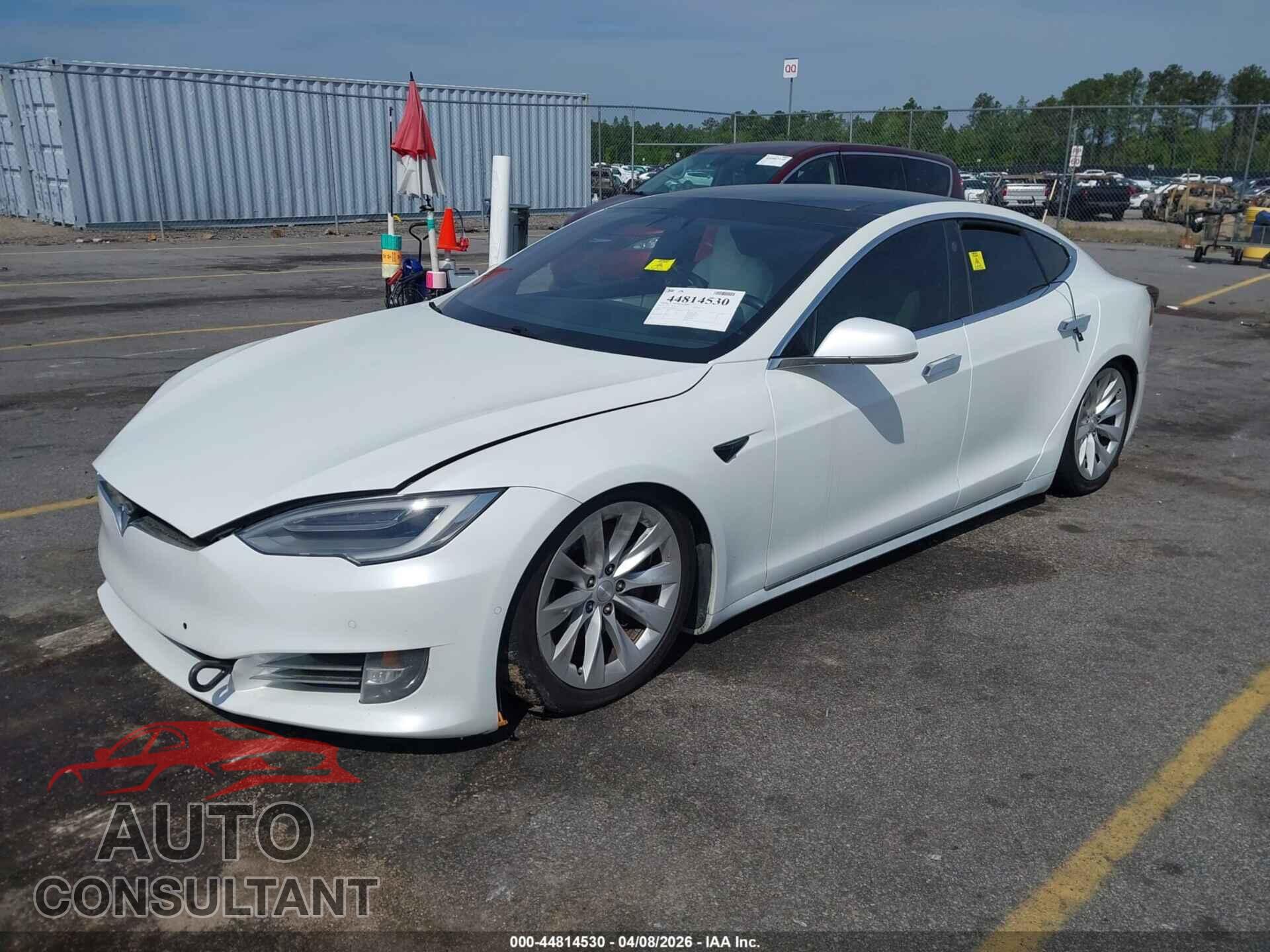 TESLA MODEL S 2017 - 5YJSA1E25HF203677