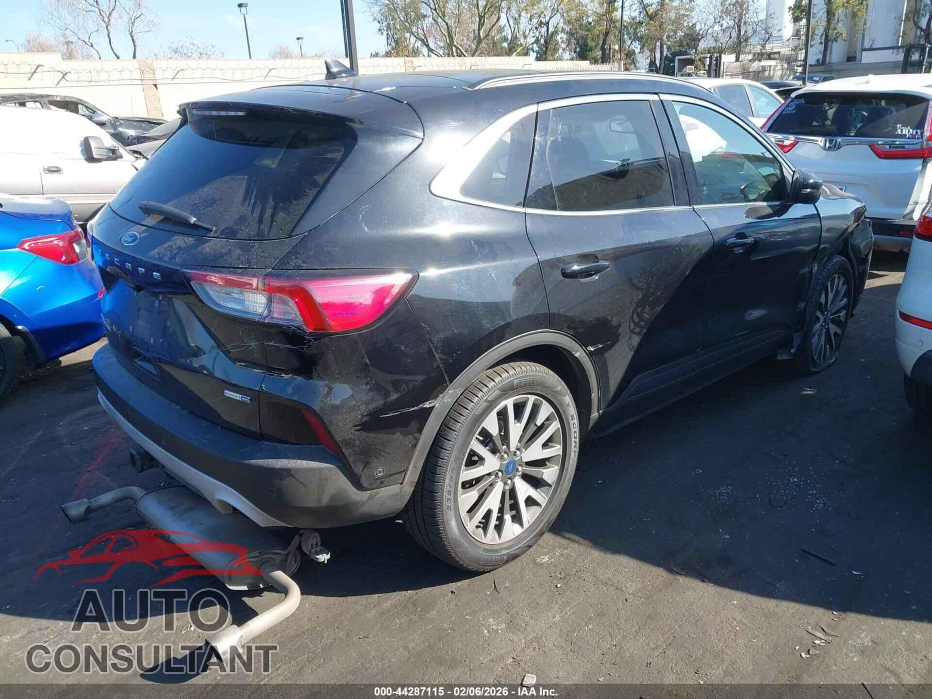 FORD ESCAPE 2020 - 1FMCU9J92LUA11450