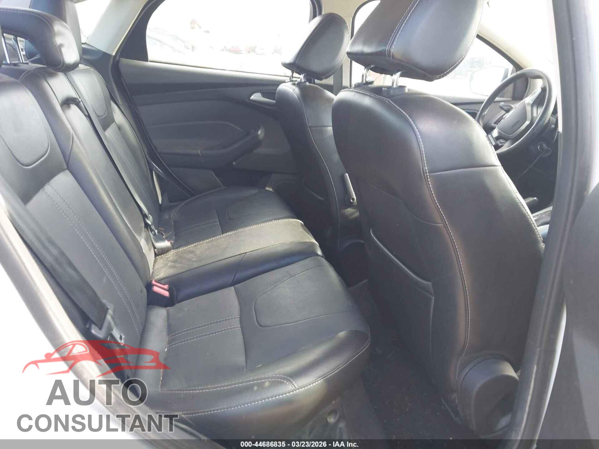 FORD FOCUS 2014 - 1FADP3F20EL323984