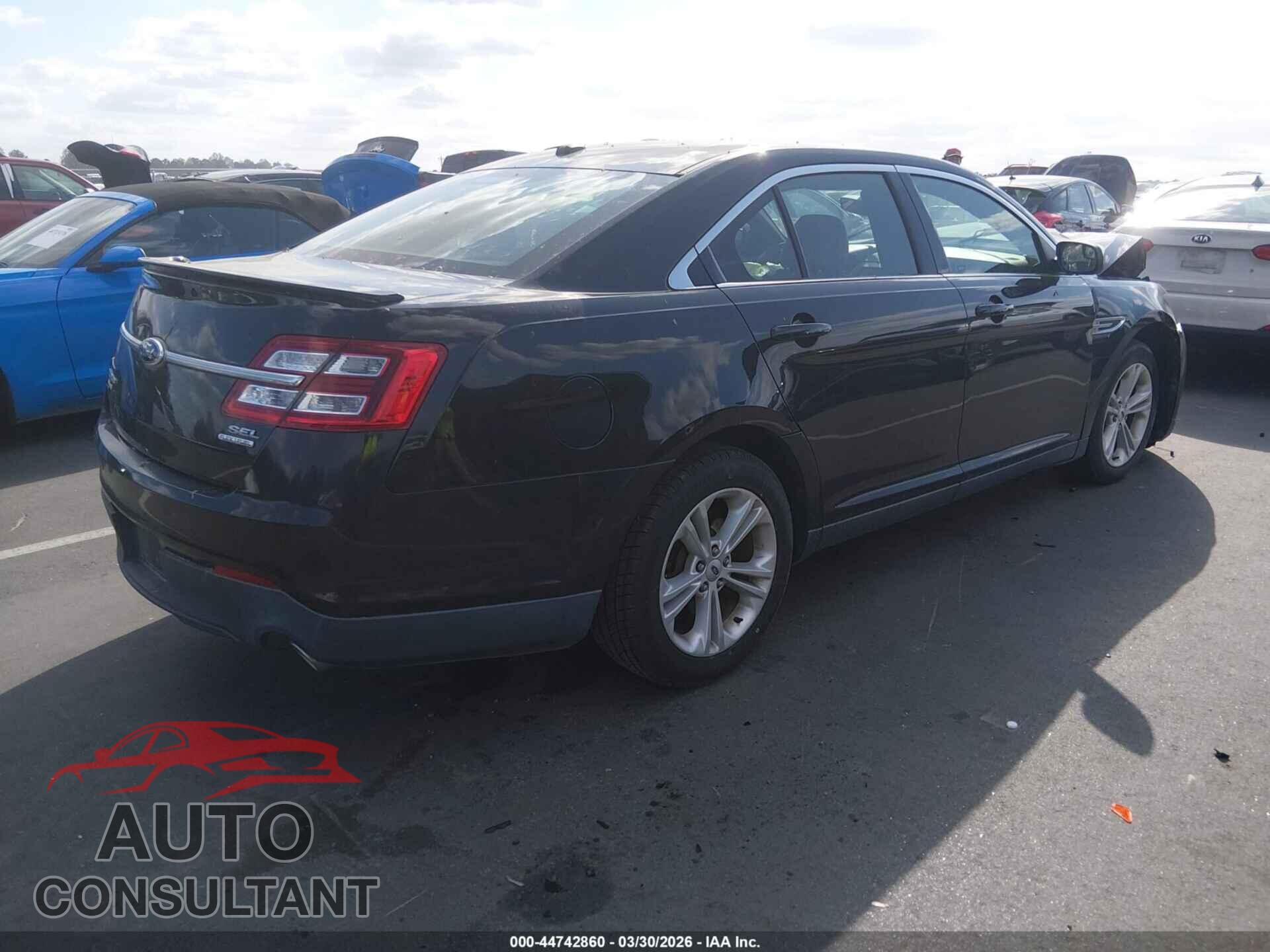 FORD TAURUS 2013 - 1FAHP2E87DG165913