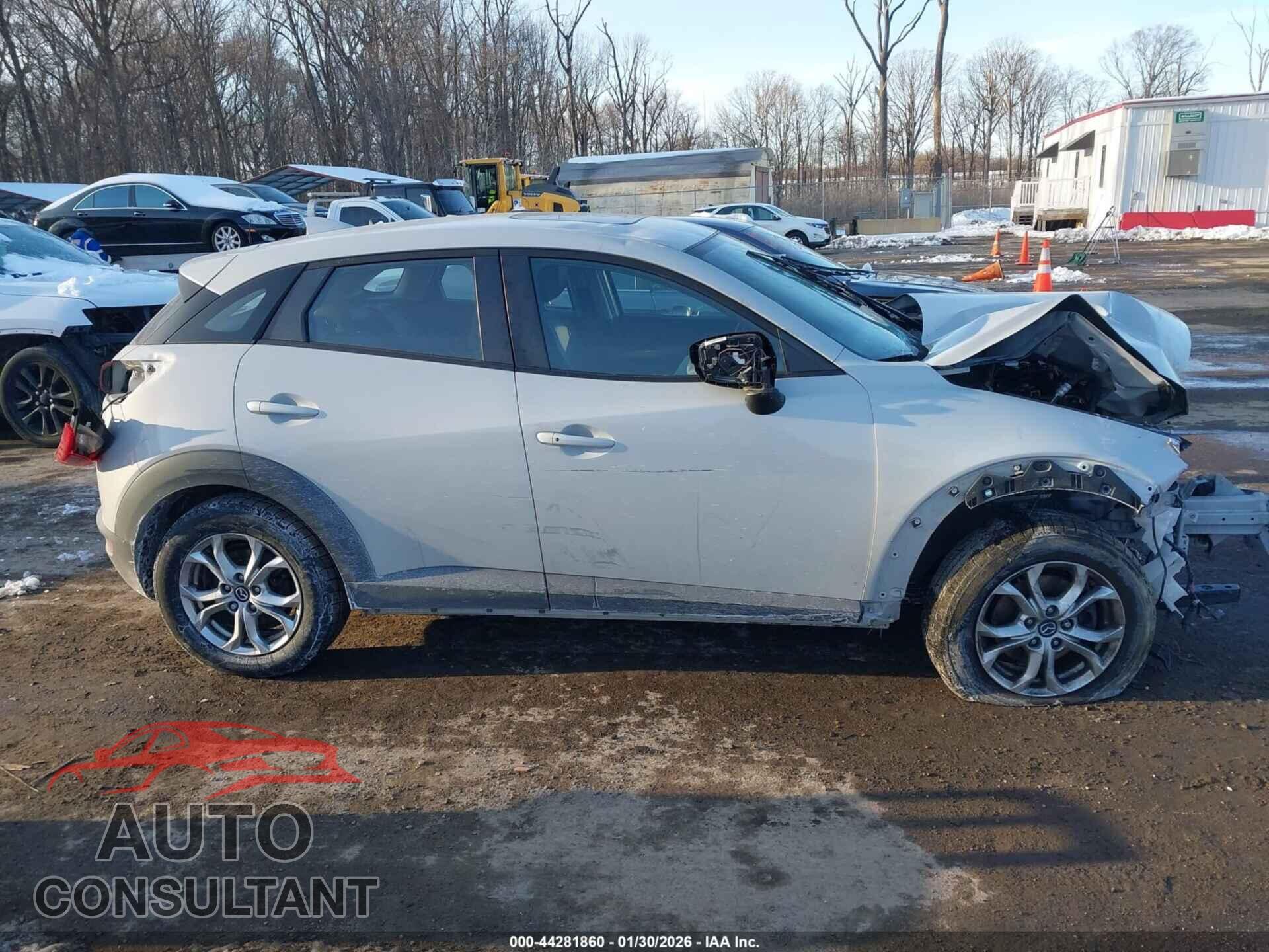 MAZDA CX-3 2016 - JM1DKFC74G0128517