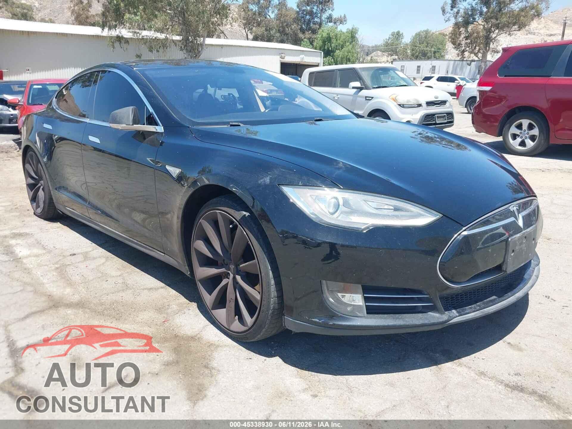 TESLA MODEL S 2012 - 5YJSA1DP6CFS00082