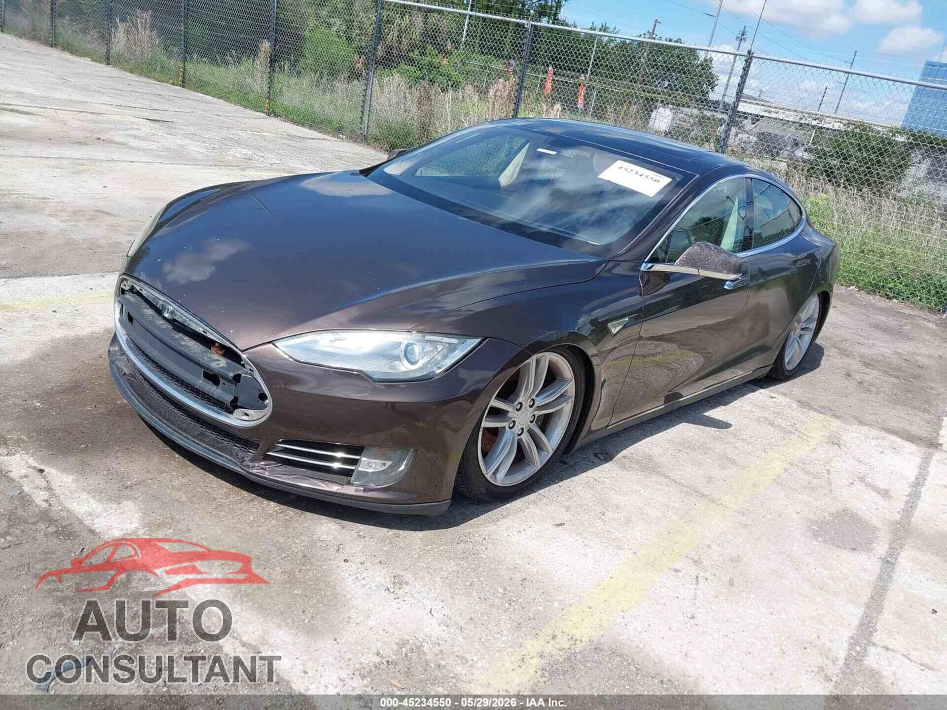 TESLA MODEL S 2013 - 5YJSA1DN6DFP11498