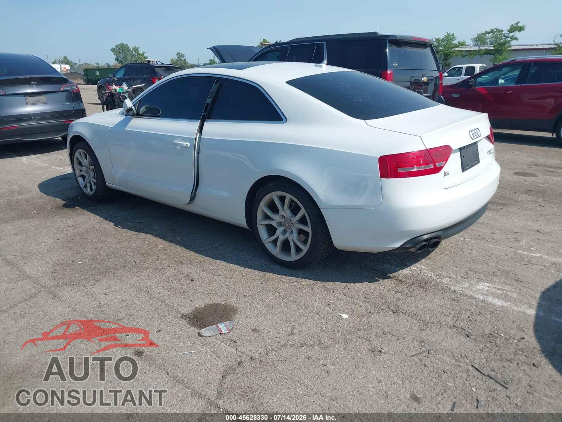 AUDI A5 2012 - WAULFAFR8CA004767