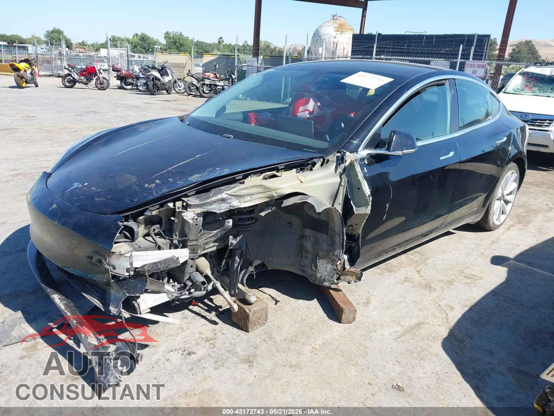 TESLA MODEL 3 2019 - 5YJ3E1EB7KF543154