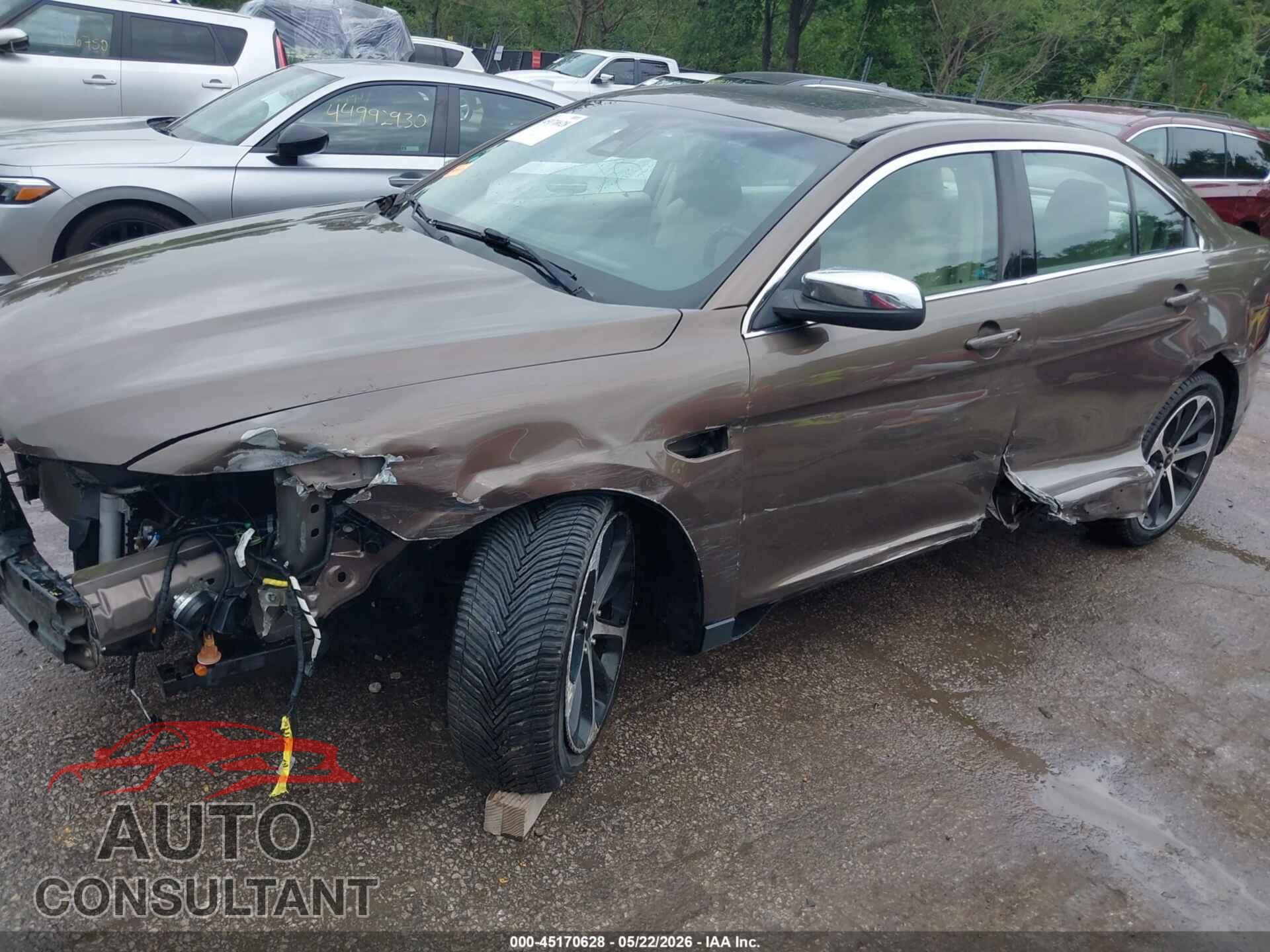 FORD TAURUS 2015 - 1FAHP2J80FG106923