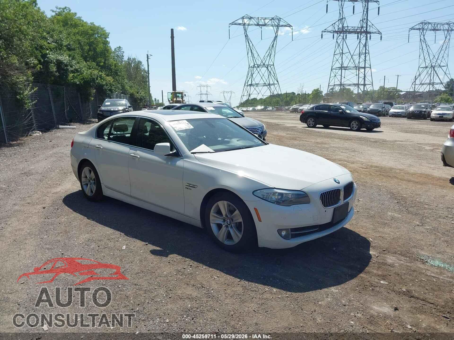 BMW 528I 2012 - WBAXH5C59CDW10890