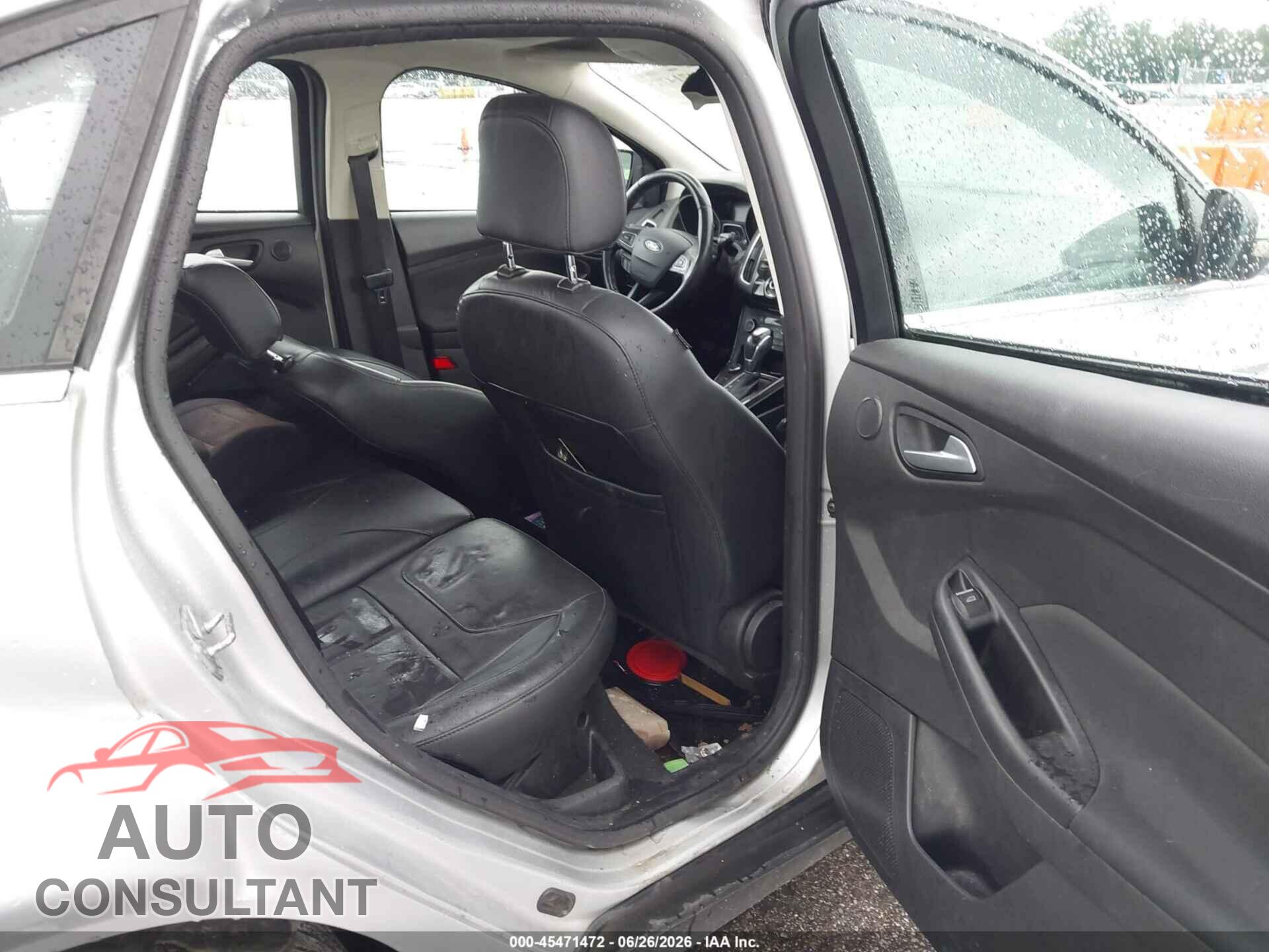 FORD FOCUS 2017 - 1FADP3J21HL336559
