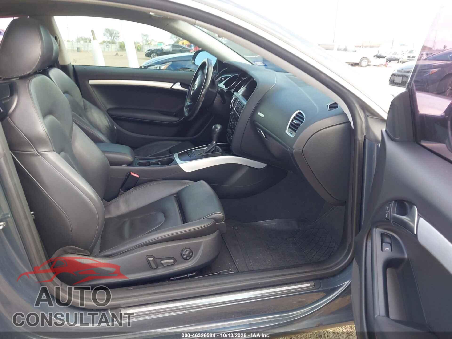 AUDI A5 2010 - WAULFAFR1AA001996