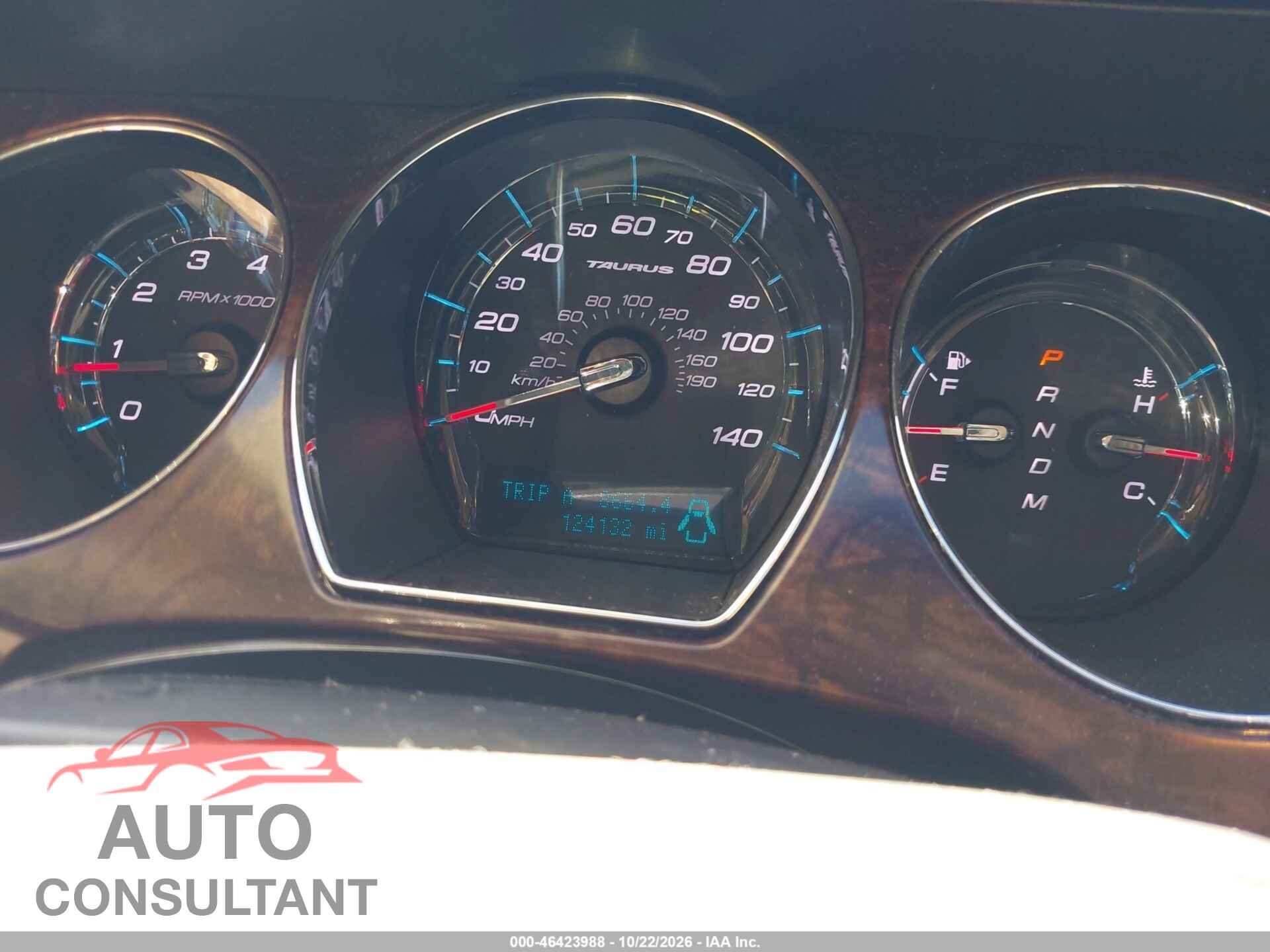 FORD TAURUS 2011 - 1FAHP2FW0BG155105