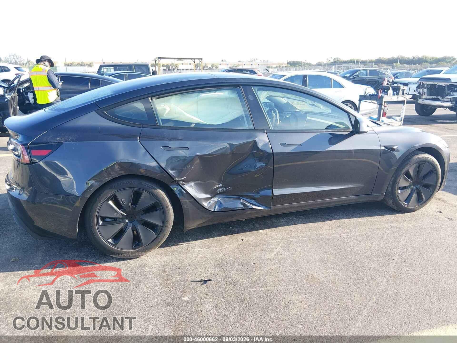 TESLA MODEL 3 2025 - 5YJ3E1EA9SF976367